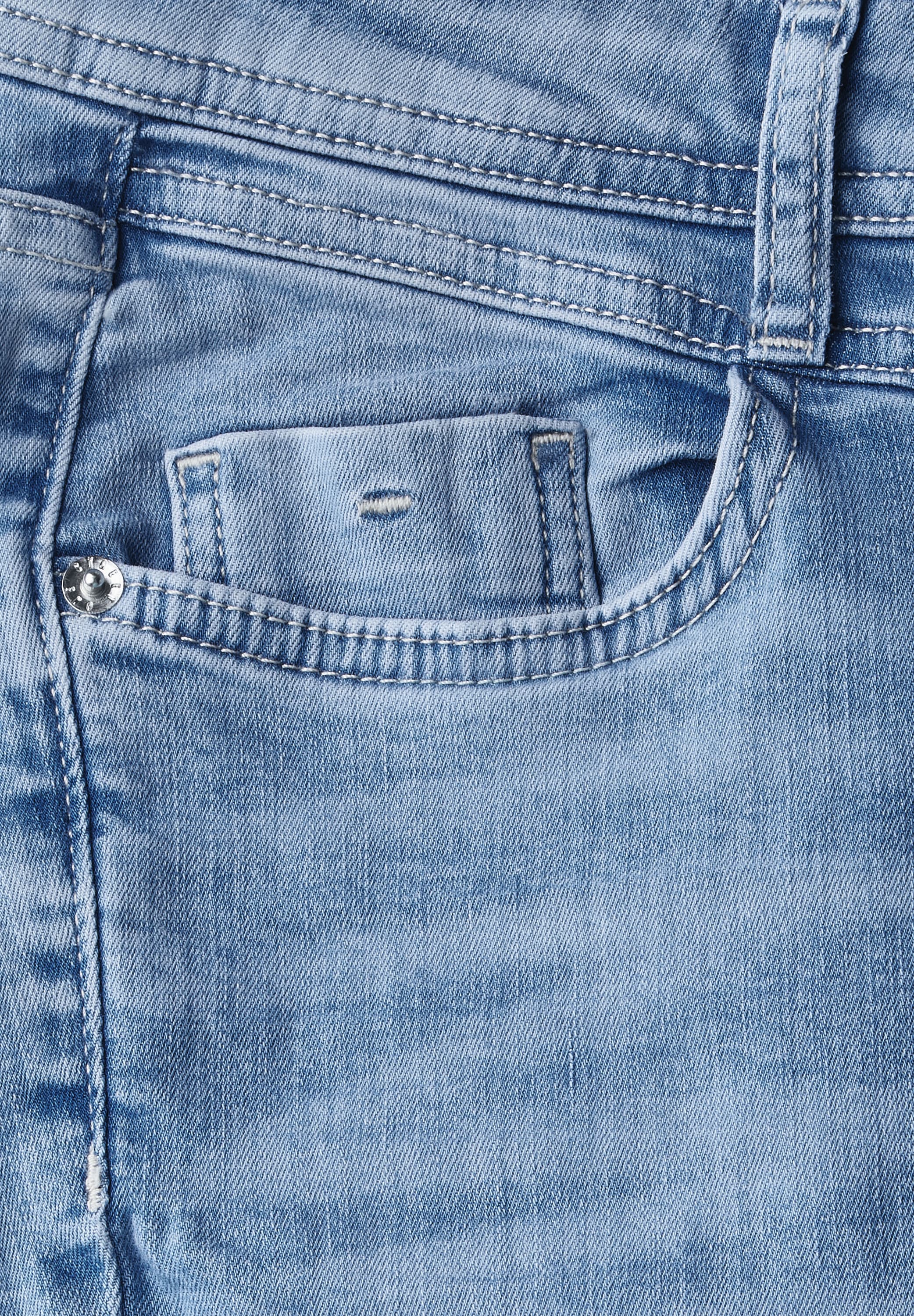 STREET ONE Slim-fit-Jeans, softer Materialmix