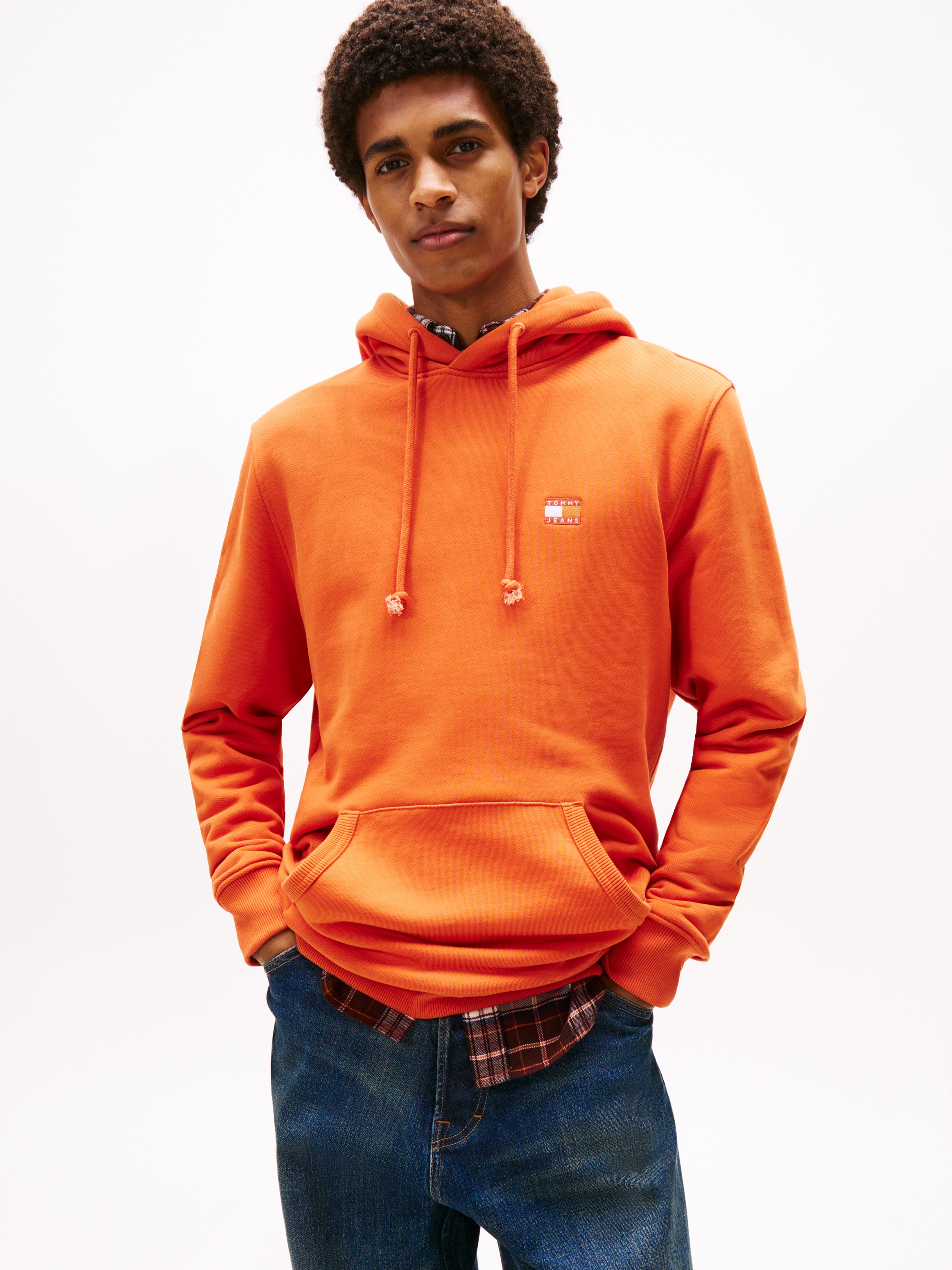 Tommy Jeans Hoodie "TJM REG BADGE HOODIE EXT", Mit Rundhalsausschnitt günstig online kaufen