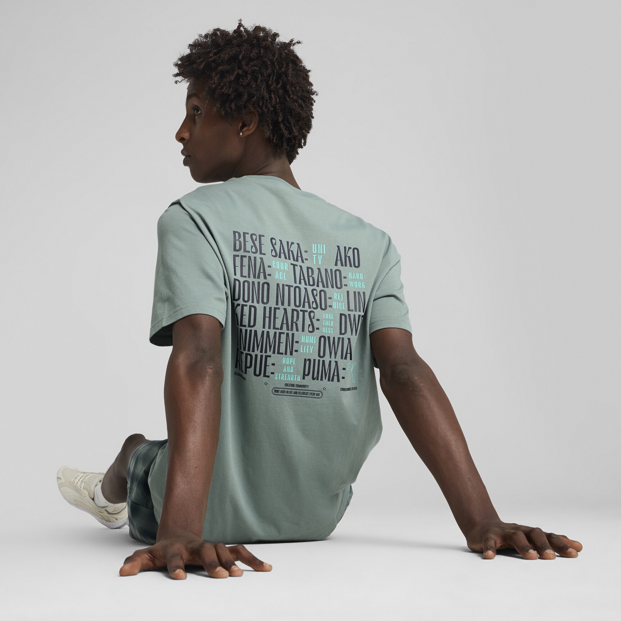 PUMA T-Shirt »Road To Unity T-Shirt mit Grafik Herren«