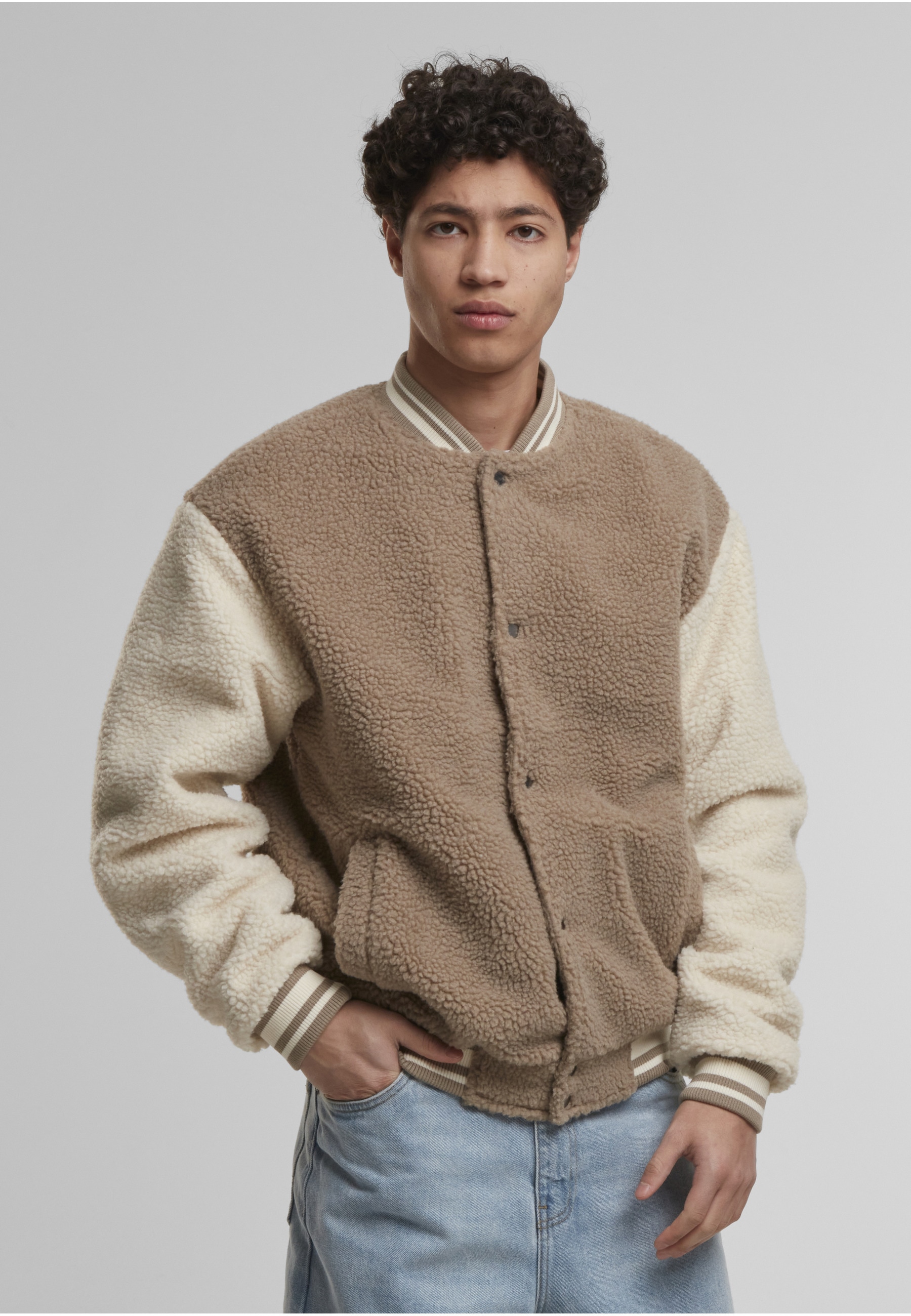 URBAN CLASSICS Collegejacke »Urban Classics Teddy College Jacket« 1 Stk. tlg. ohne Kapuze