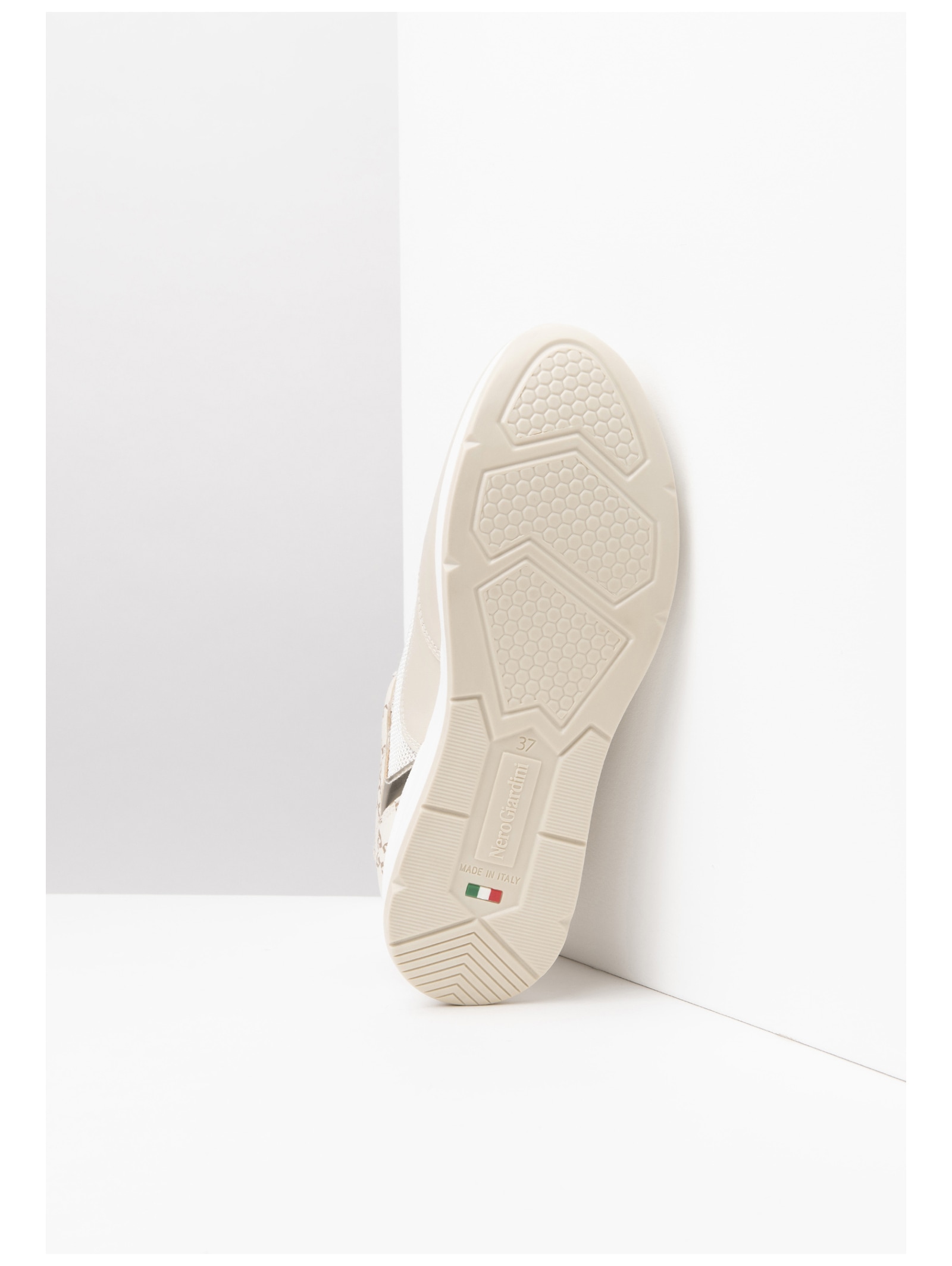 Nero Giardini Plateausneaker »Nero Giardini Sneaker Lederimitat/Textil«
