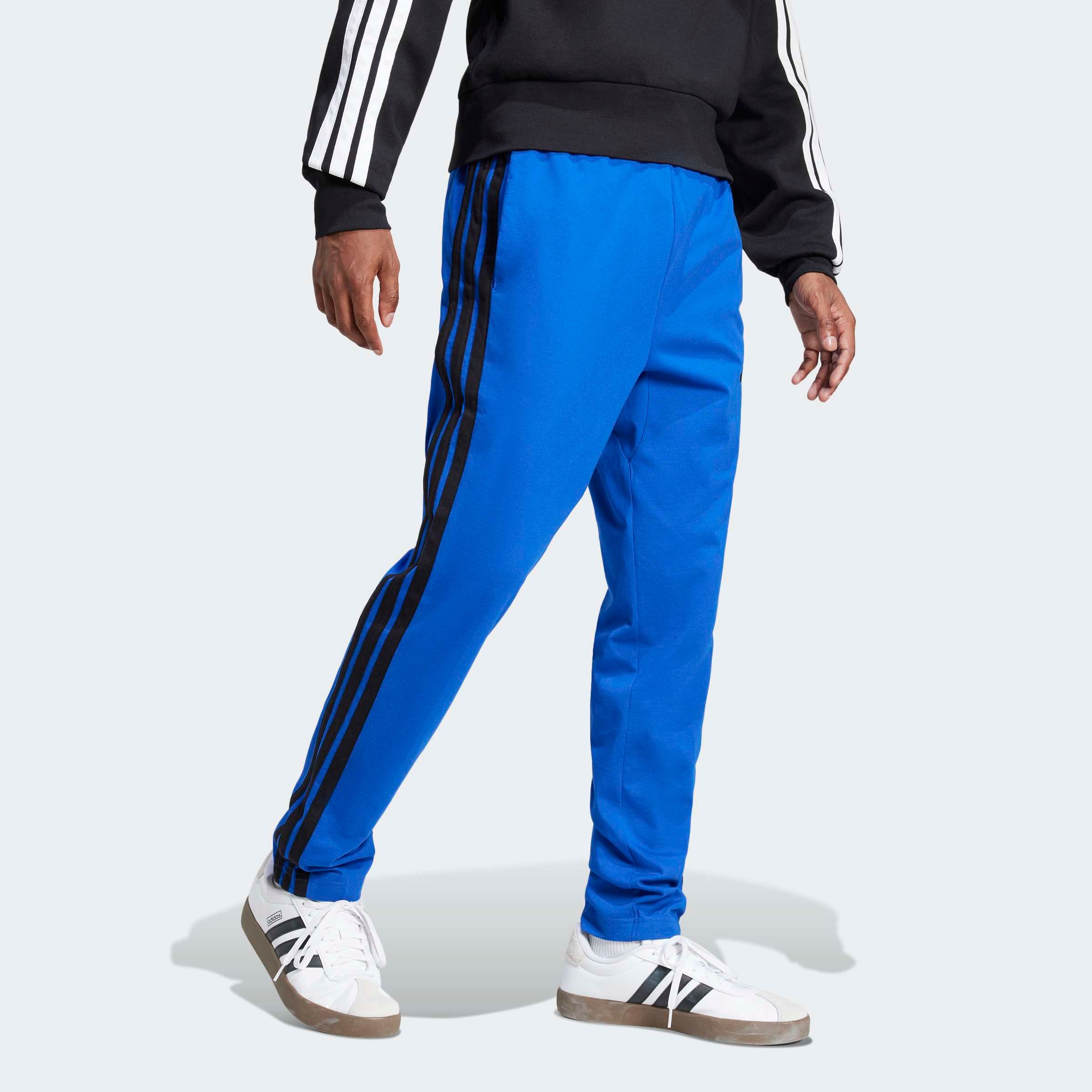 adidas Sportswear "ESSENTIALS 3-STREIFEN SINGLE JERSEY" sportlicher Look mit 3-Streifen-Logo, aus Baumwolle und Polyester
