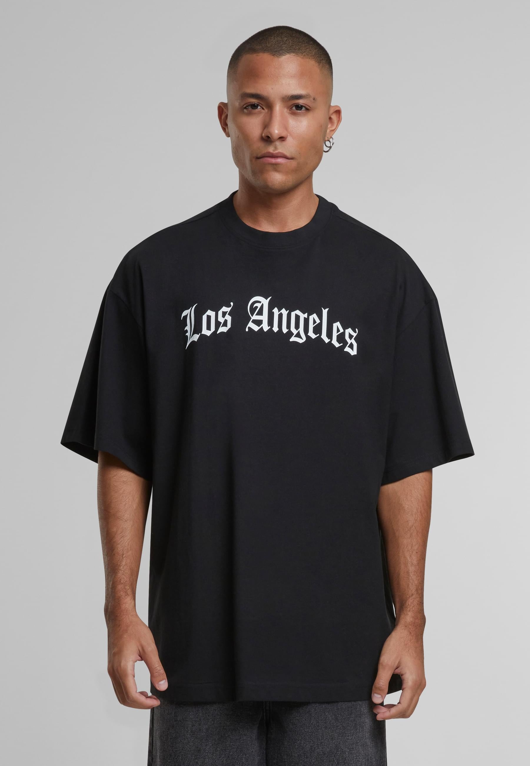 MisterTee T-Shirt »MisterTee Los Angeles Wording New Huge Tee«, (1 tlg.)
