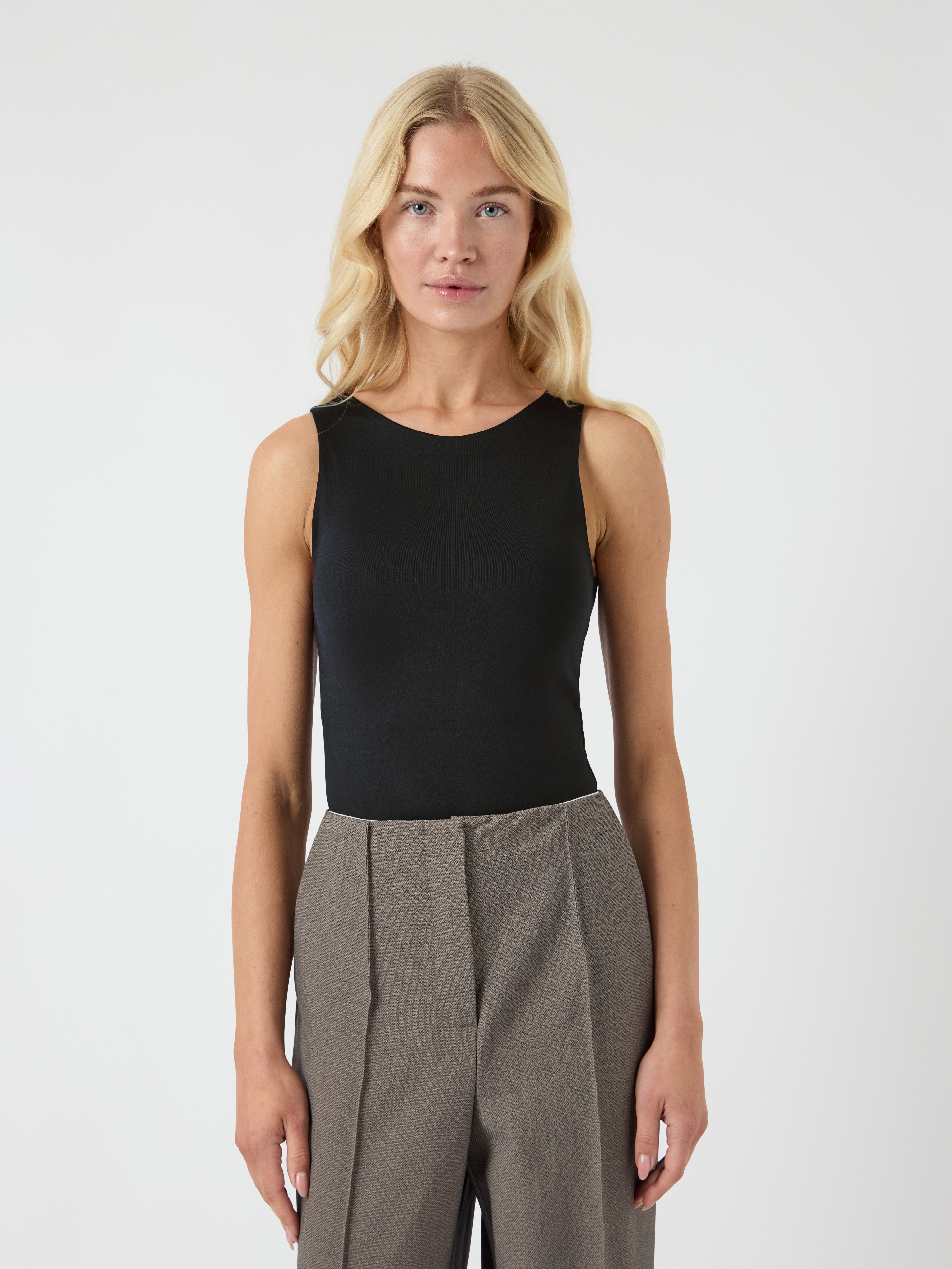 Y.A.S Damen Body "YASRUBY SL BODY S. NOOS", schwarz, Gr. XL, unifarben, Jersey, Obermaterial: 93% Polyamid, 7% Elasthan, Bodys