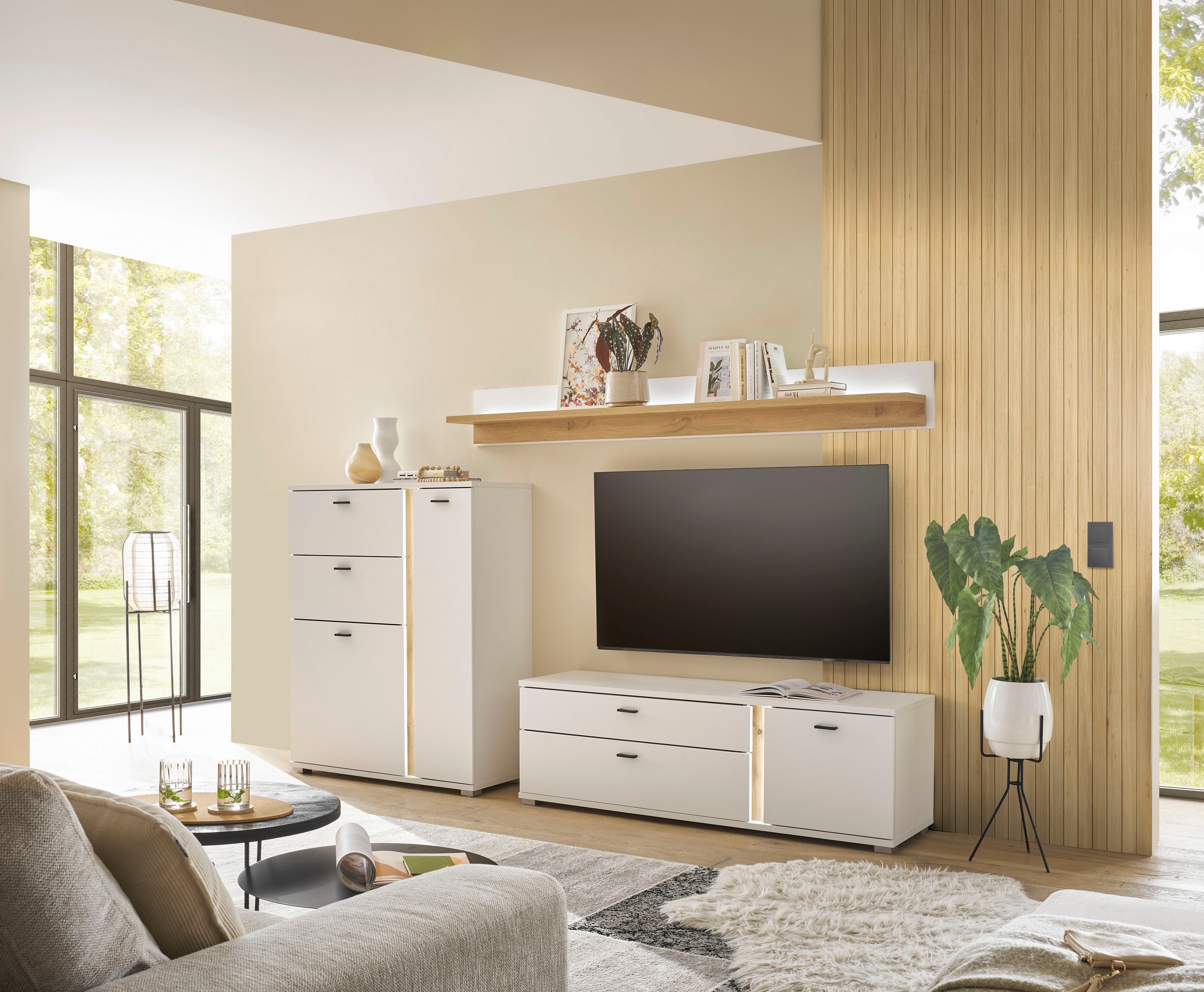 INOSIGN Lowboard »LONG ISLAND«, (1 St.), in moderner Trendfarbe,inklusive senkrechter Beleuchtung,Breite 150 cm