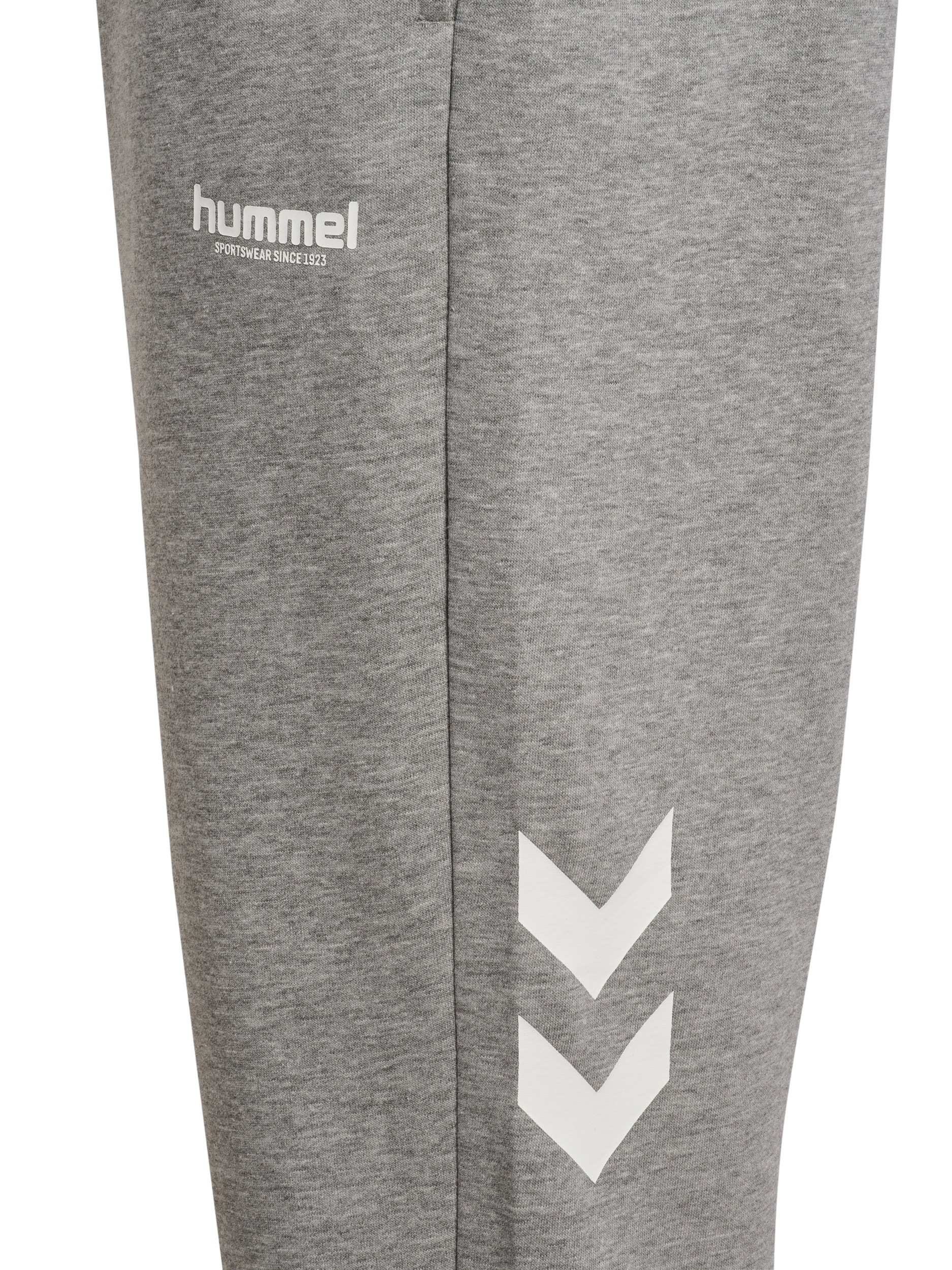 hummel Sweathose »HMLLEGACY 2.0 SWEATPANTS«  aus Baumwolle und Polyester, mit BEECOOL® Technologie