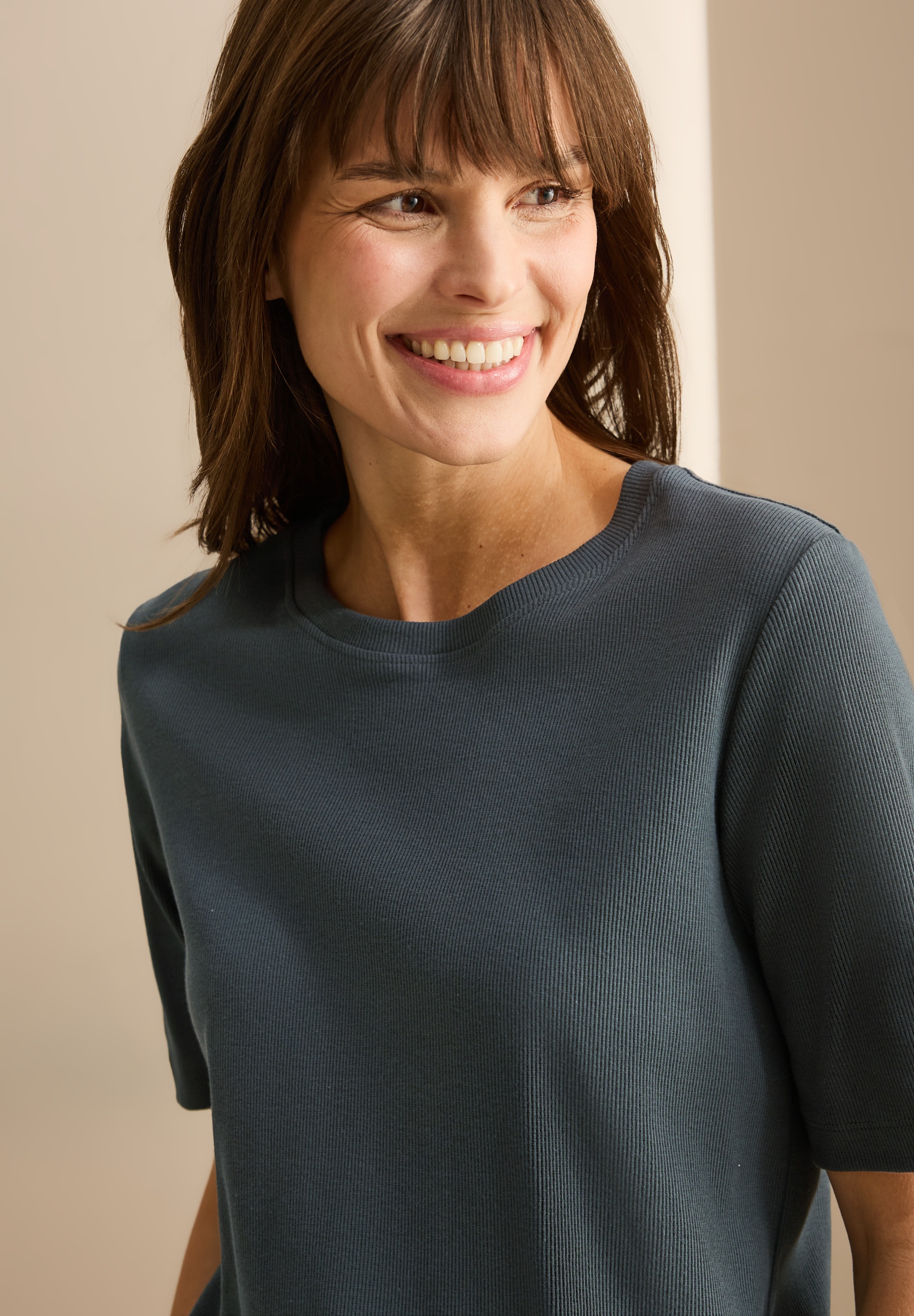 Thumbnail - Cecil mit feiner Ripp Struktur