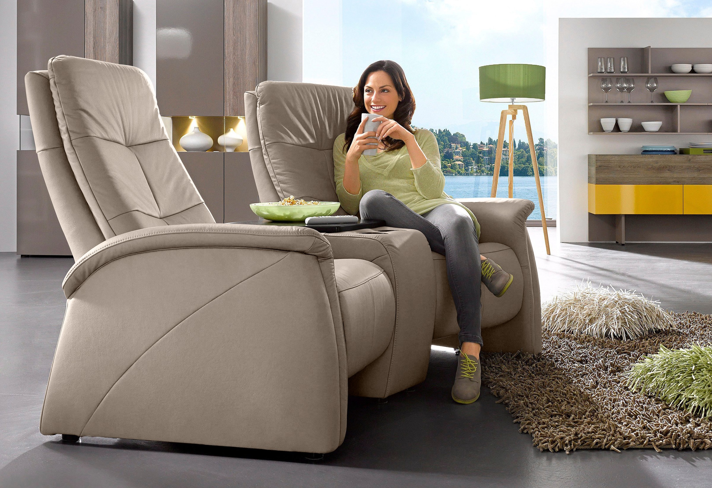 exxpo - sofa fashion 2-Sitzer "Tivoli, Kinosofa, bequem," mit Relaxfunktion, integrierter Tischablage und Stauraumfach