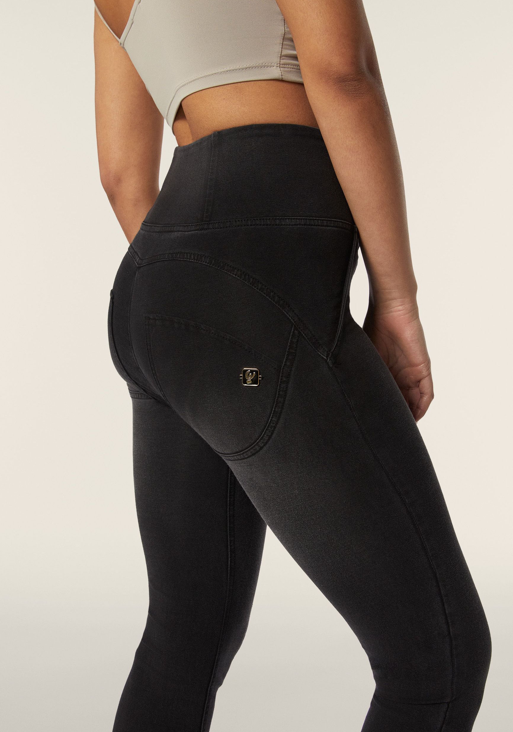 Freddy Leggings »WRUP SUPERSKINNY HIGH WAIST«, mit Lifting & Shaping Effekt