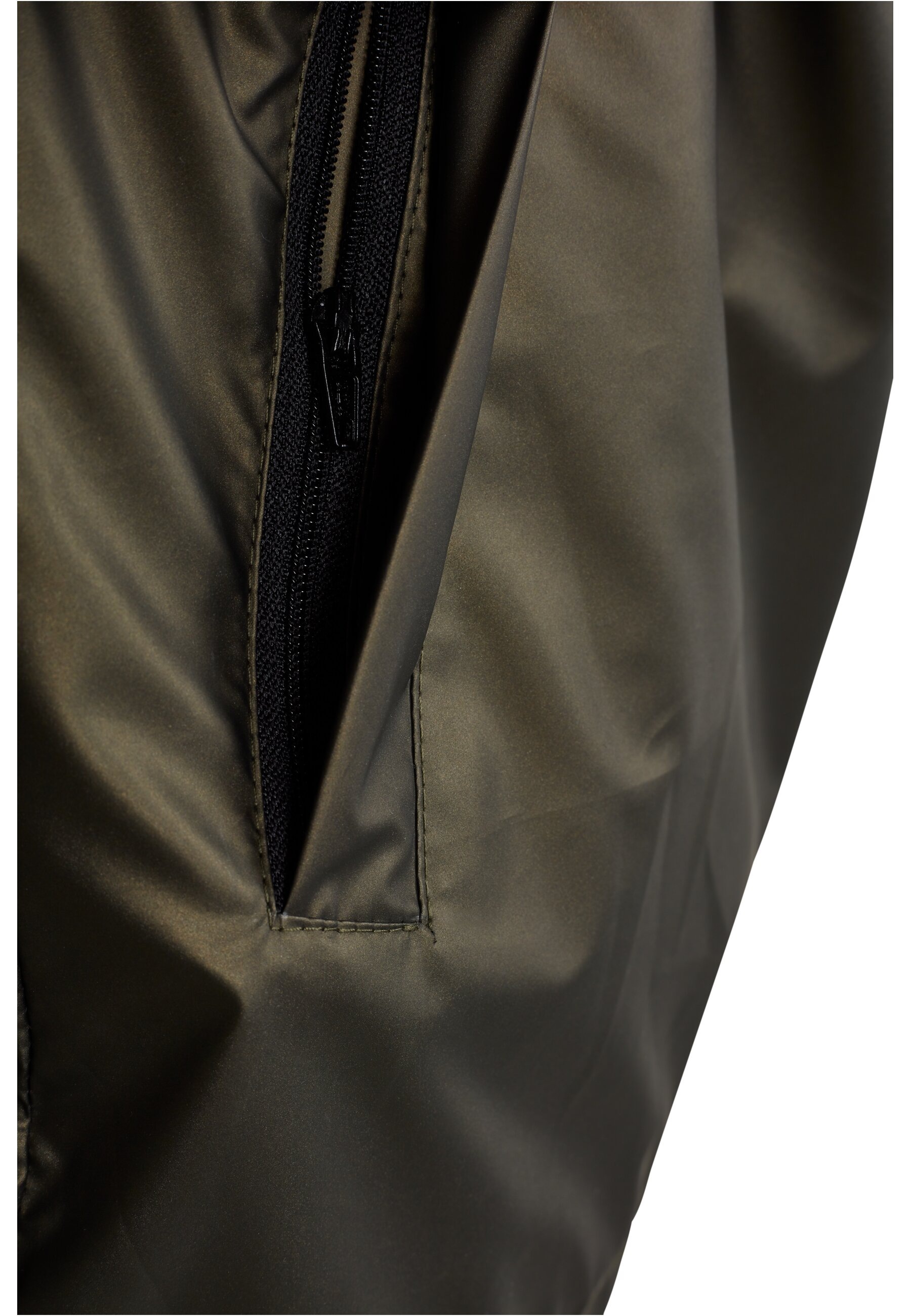 URBAN CLASSICS Allwetterjacke »Urban Classics Herren Light Pull Over Jacket«, (1 St.), mit Kapuze
