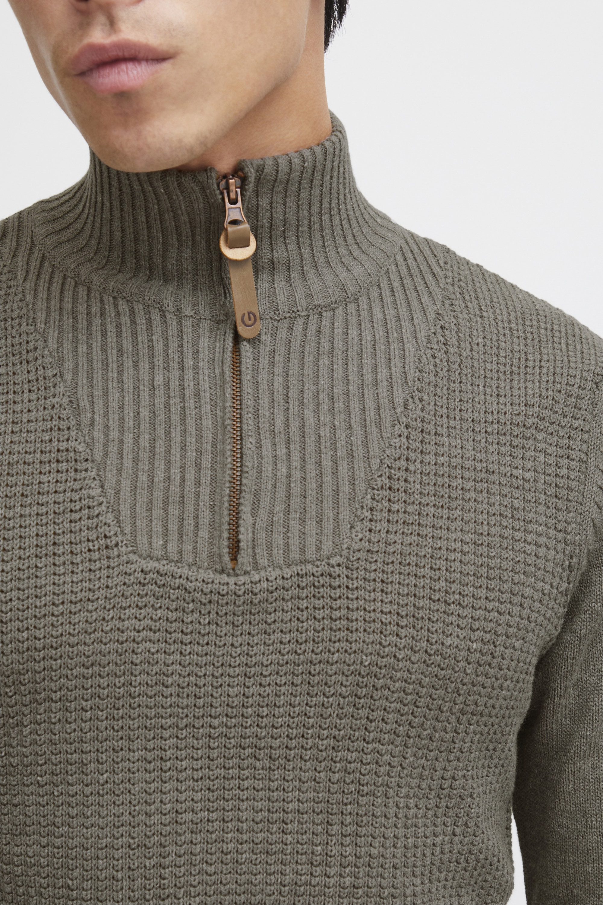 !Solid Troyer »Troyer SDTommy«