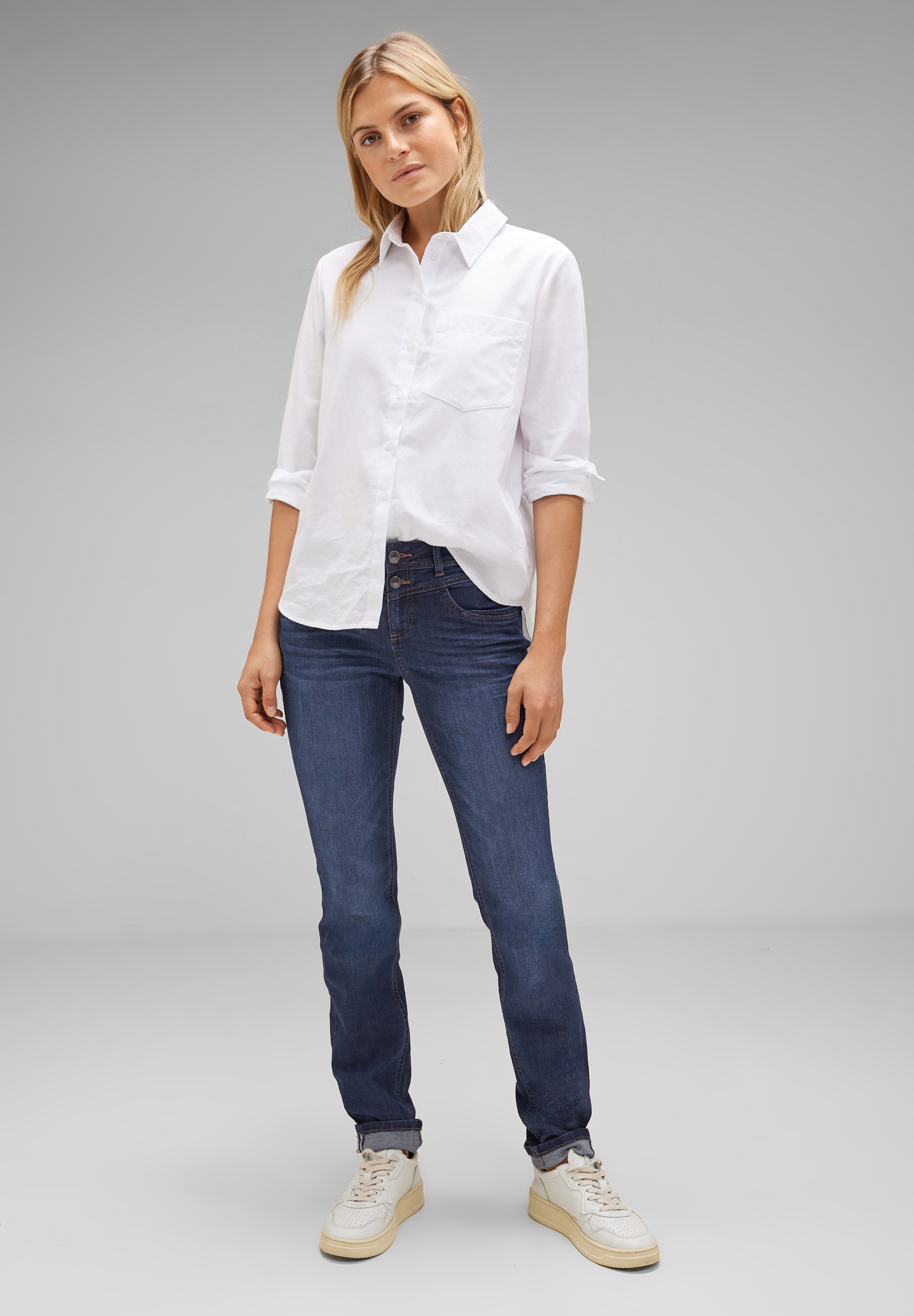 STREET ONE Comfort-fit-Jeans, mit Doppelknopf