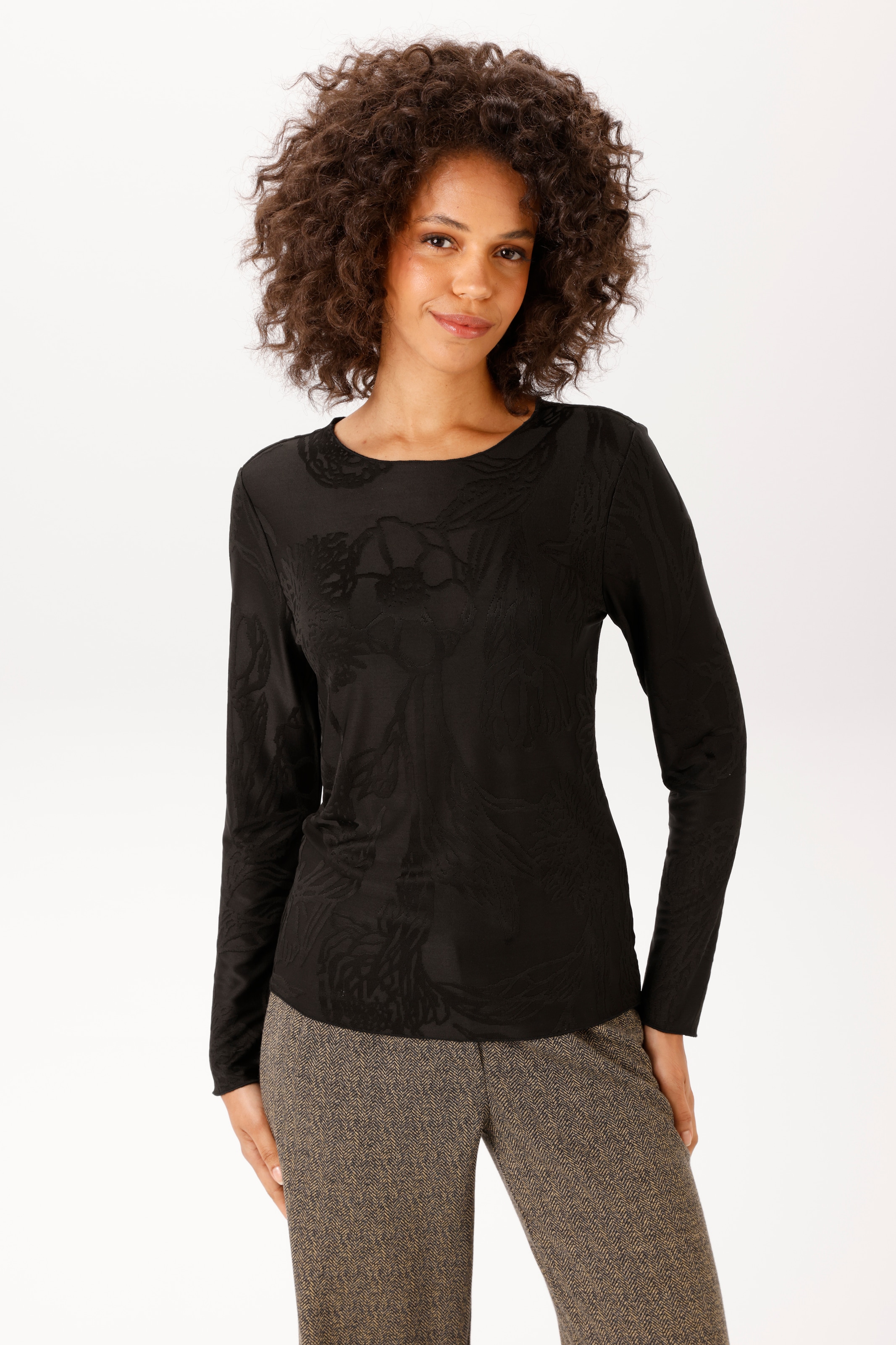 Aniston CASUAL Langarmshirt mit grafischen Blumenmuster - jedes Teil ein Unikat - NEUE KOLLEKTION