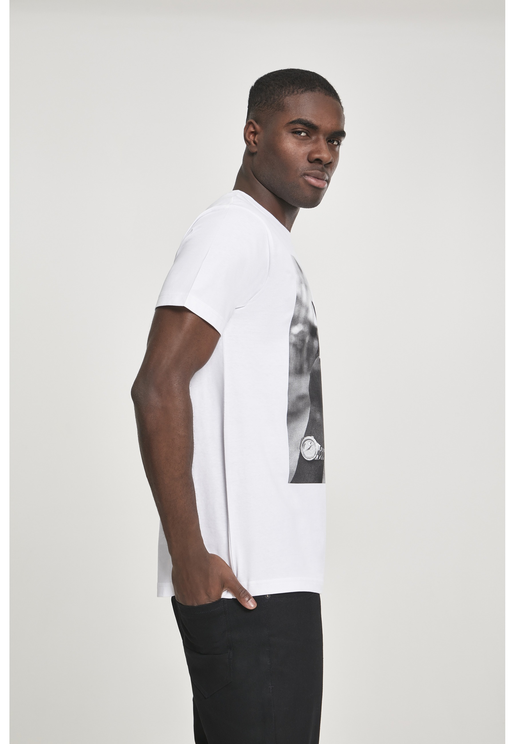 Merchcode Kurzarmshirt »Merchcode Herren 2Pac F*ck The World Tee« 1 Stk.