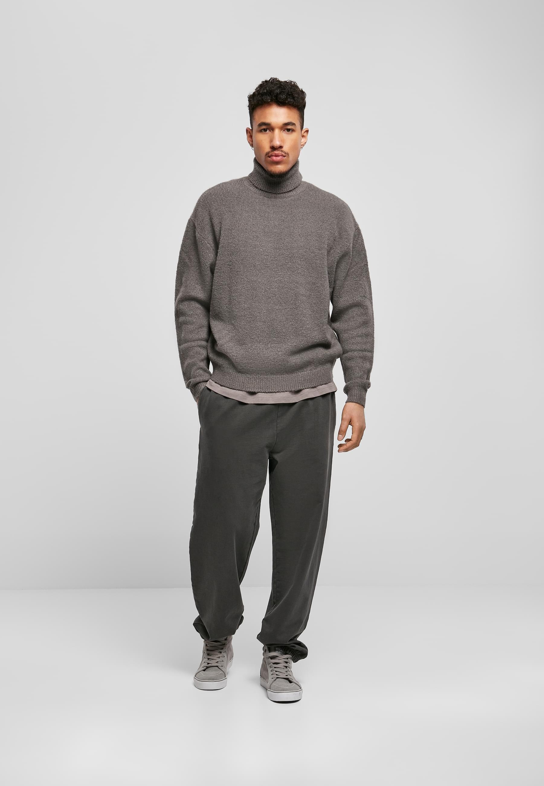 URBAN CLASSICS Rundhalspullover »Urban Classics Herren Oversized Roll Neck Sweater«, (1 tlg.)