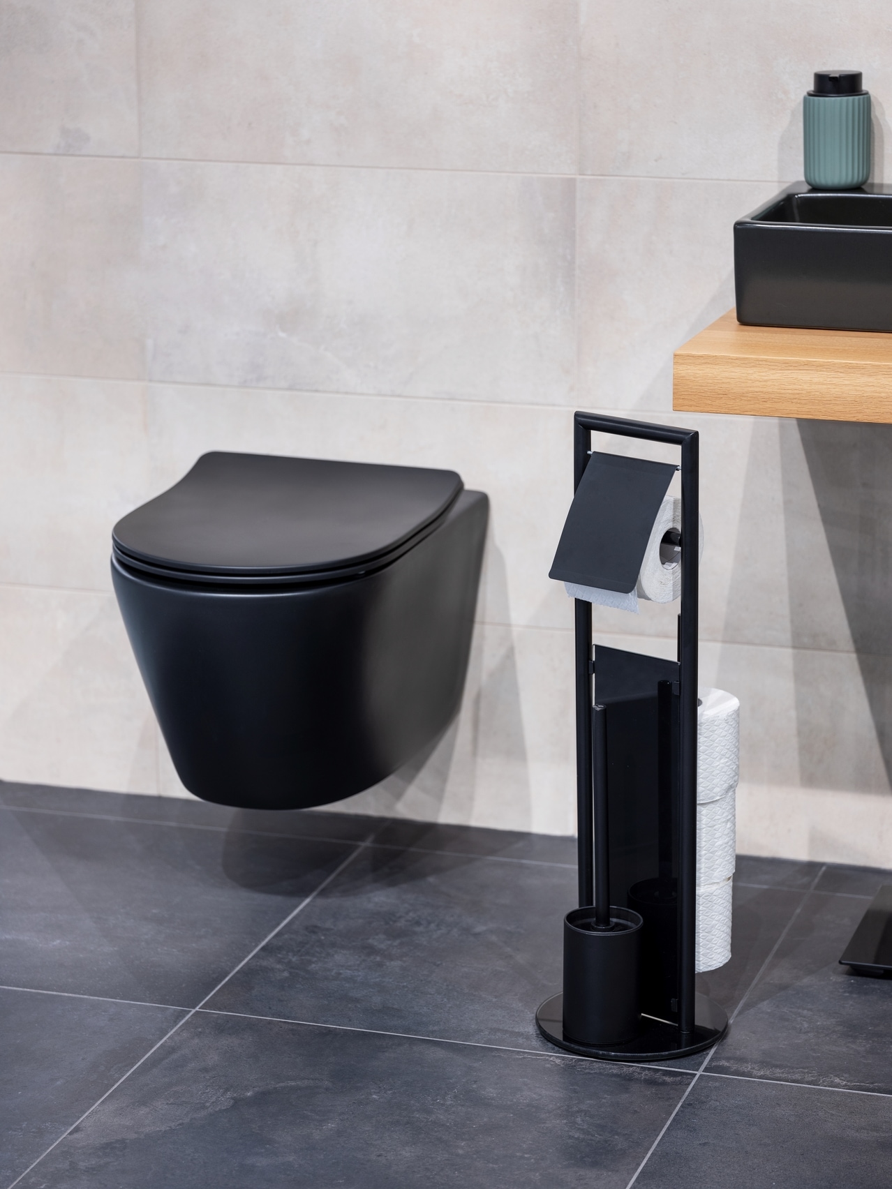 WENKO WC-Garnitur »Ravina« aus Edelstahl | Sicherheitsglas Stand WC-Garnitur, Toilettenpapierhalter, Rollenhalter & WC-Bürste