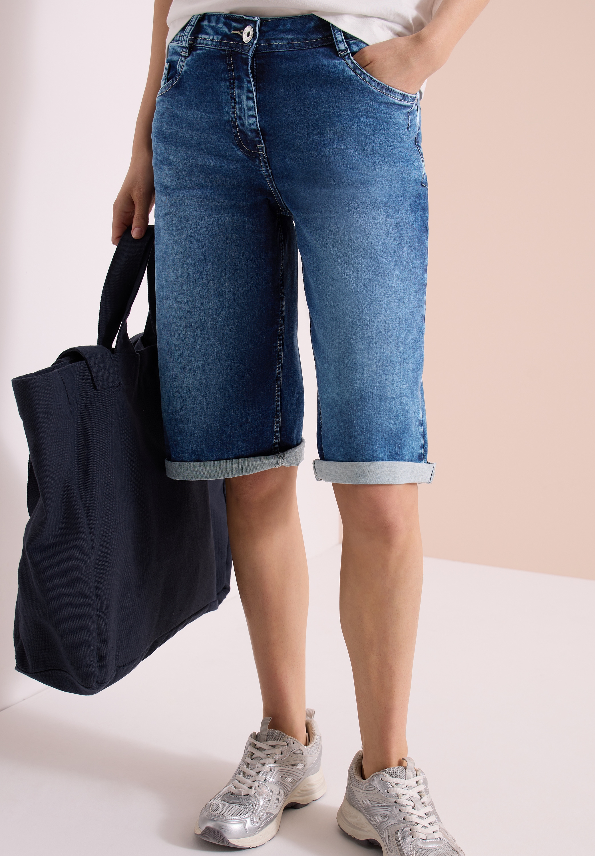 Cecil High Waist