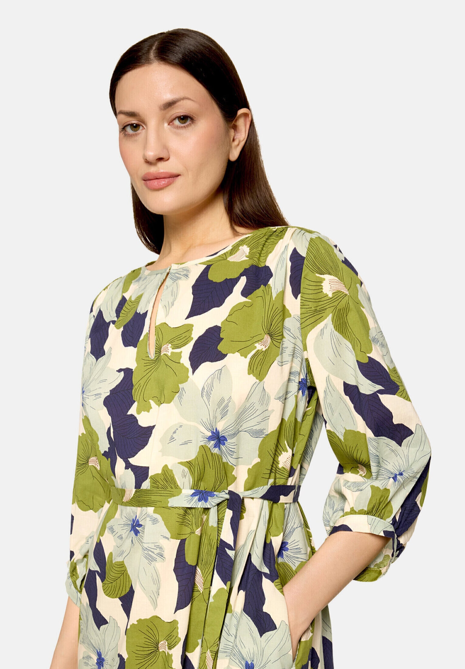 Cartoon Sommerkleid »Damen mit Bindegürtel« Ohne Tasche