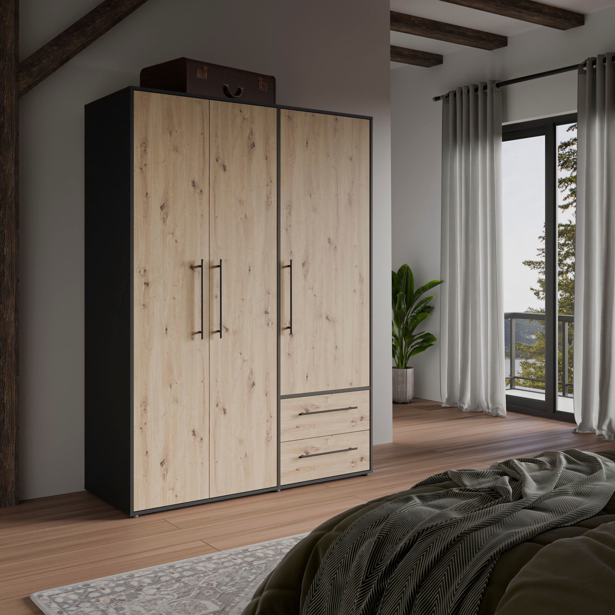FORTE Drehtürenschrank »Mokkaris, TOPSELLER! 3 oder 4 Türen, zeitloses Design«, (BHT ca. 145x200x59cm oder BHT ca. 206x200x59cm), Schubladen + schwarze Stangengriffe, Made in Europe, viel Stauraum