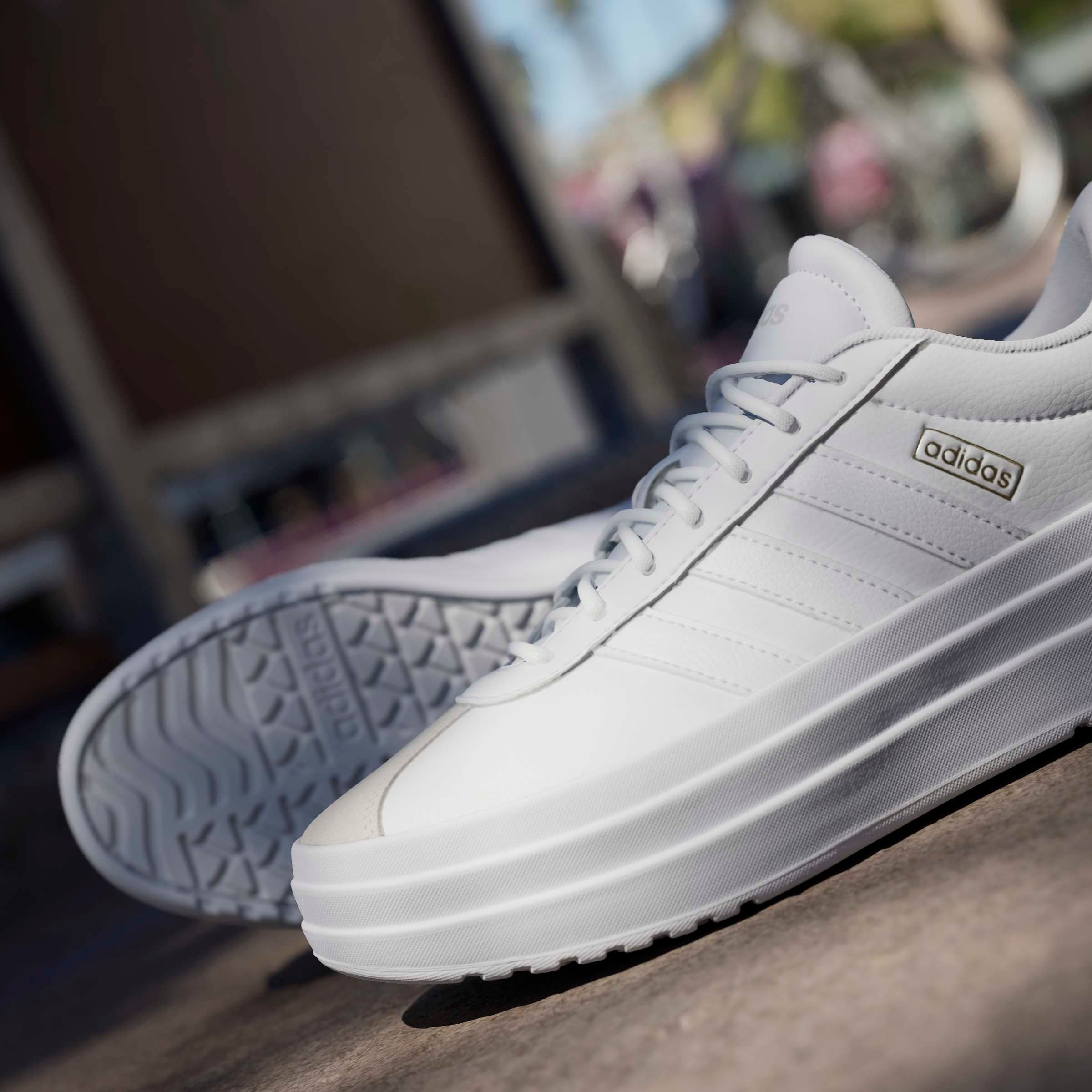 adidas Sportswear Plateausneaker »VL COURT BOLD«  Design auf den Spuren des adidas Gazelle Bold