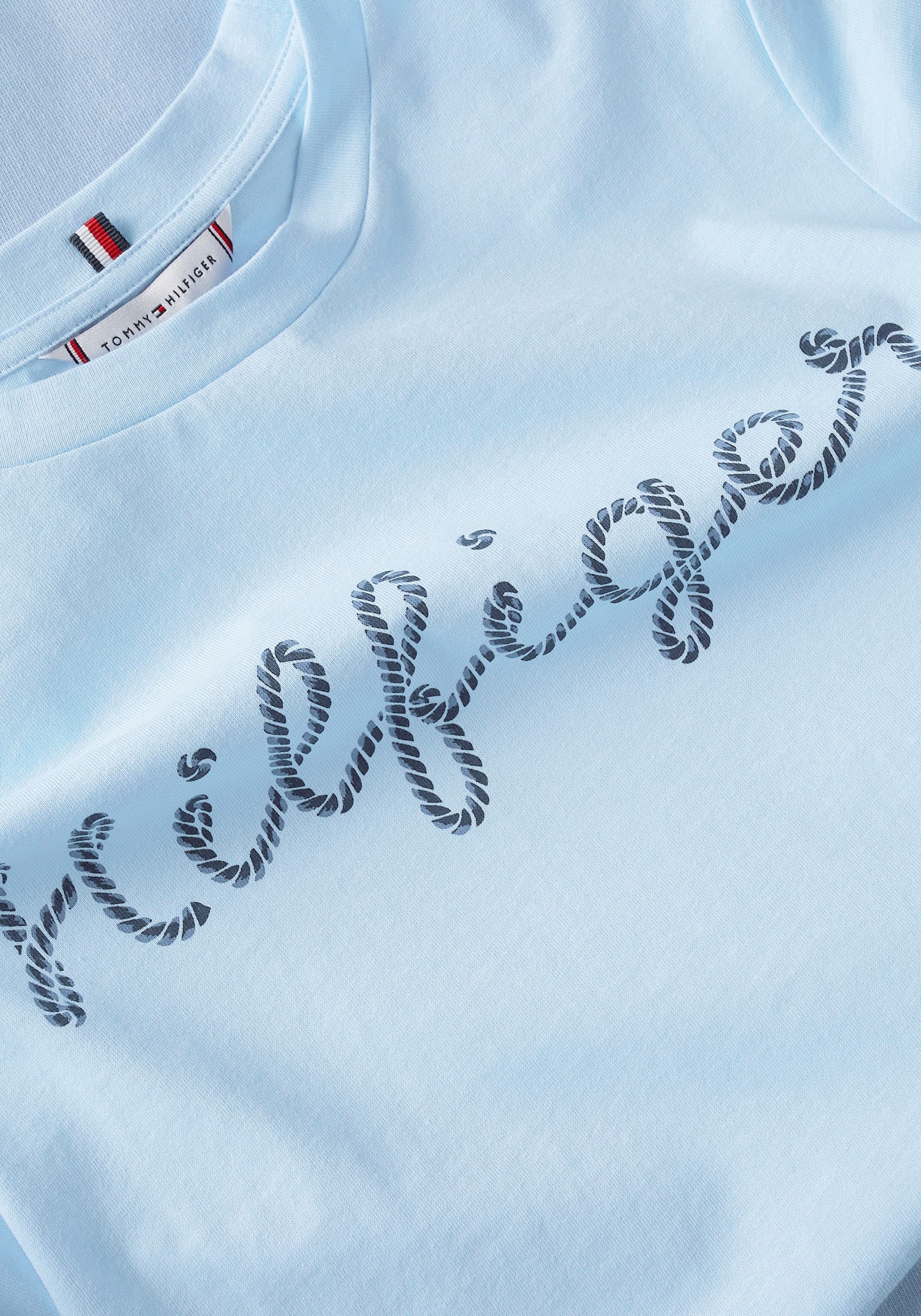 Tommy Hilfiger T-Shirt »REG ROPE Hilfiger PRINT Logoschriftzug PUFF Tommy SS«, mit bestellen C-NK großem der BAUR | für Brust auf