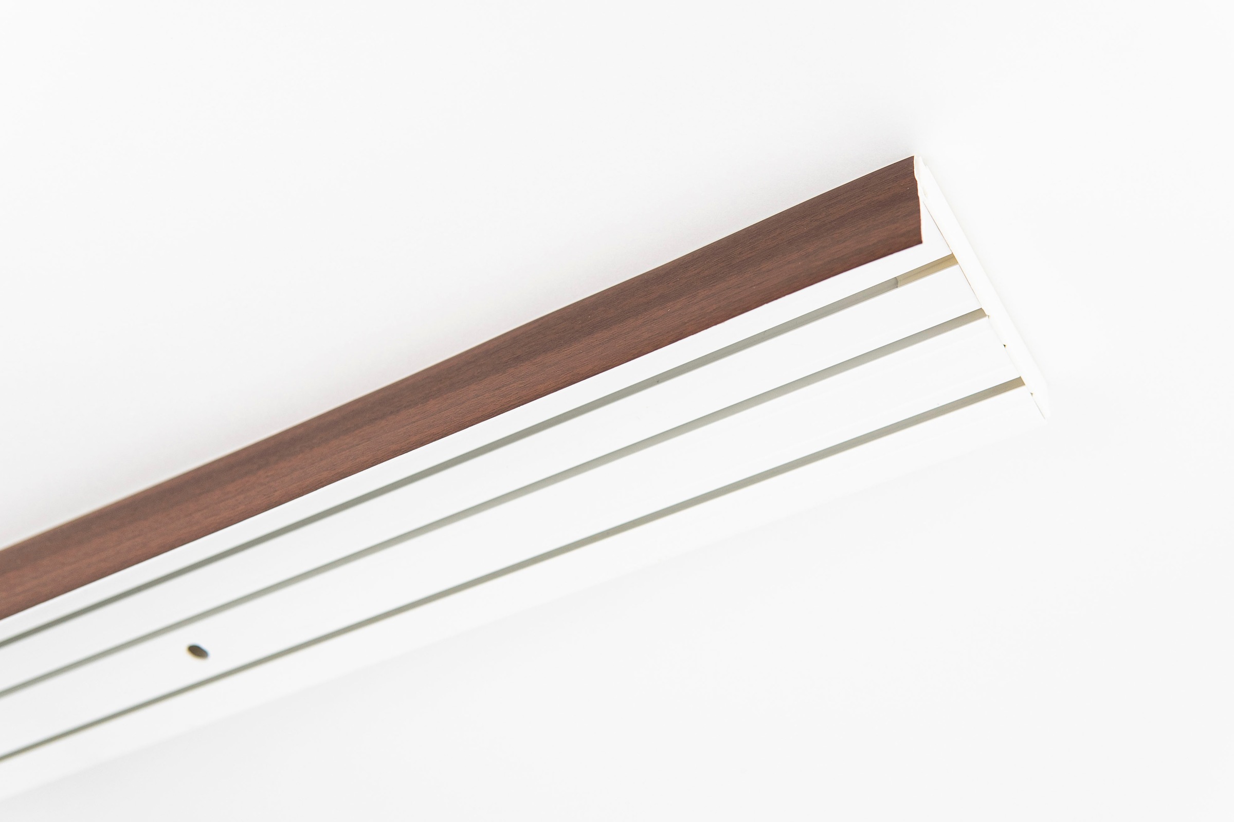 »Kunststoffschiene einfache Gardinenschiene BAUR Blende«, verlängerbar, Wunschmaßlänge, | GARESA 3 schlicht mit läufig-läufig, Montage, kaufen Deckenmontage,