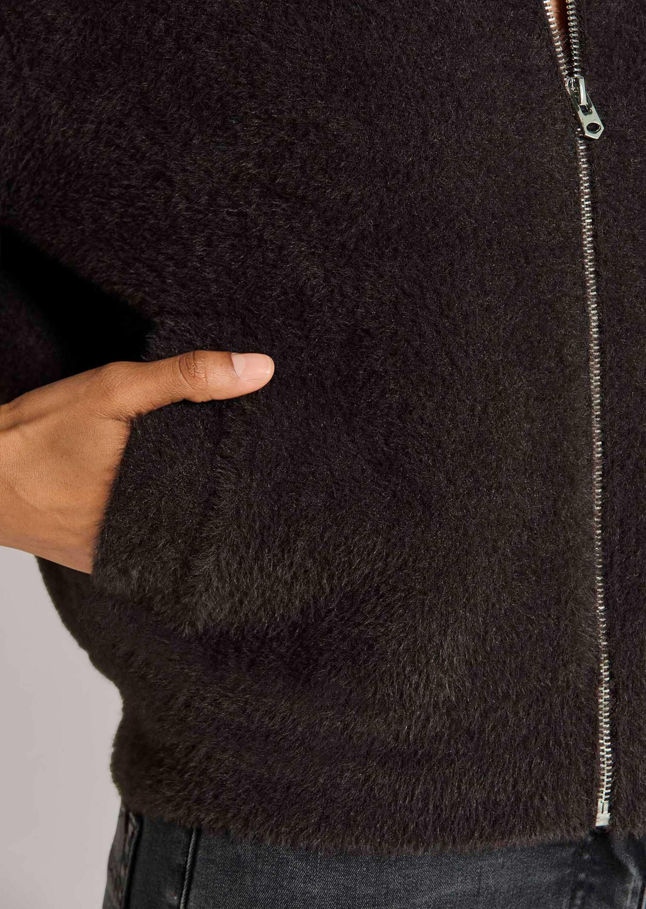 MADELEINE Strickjacke »Strickjacke Strickblouson im Teddyfell-Look«