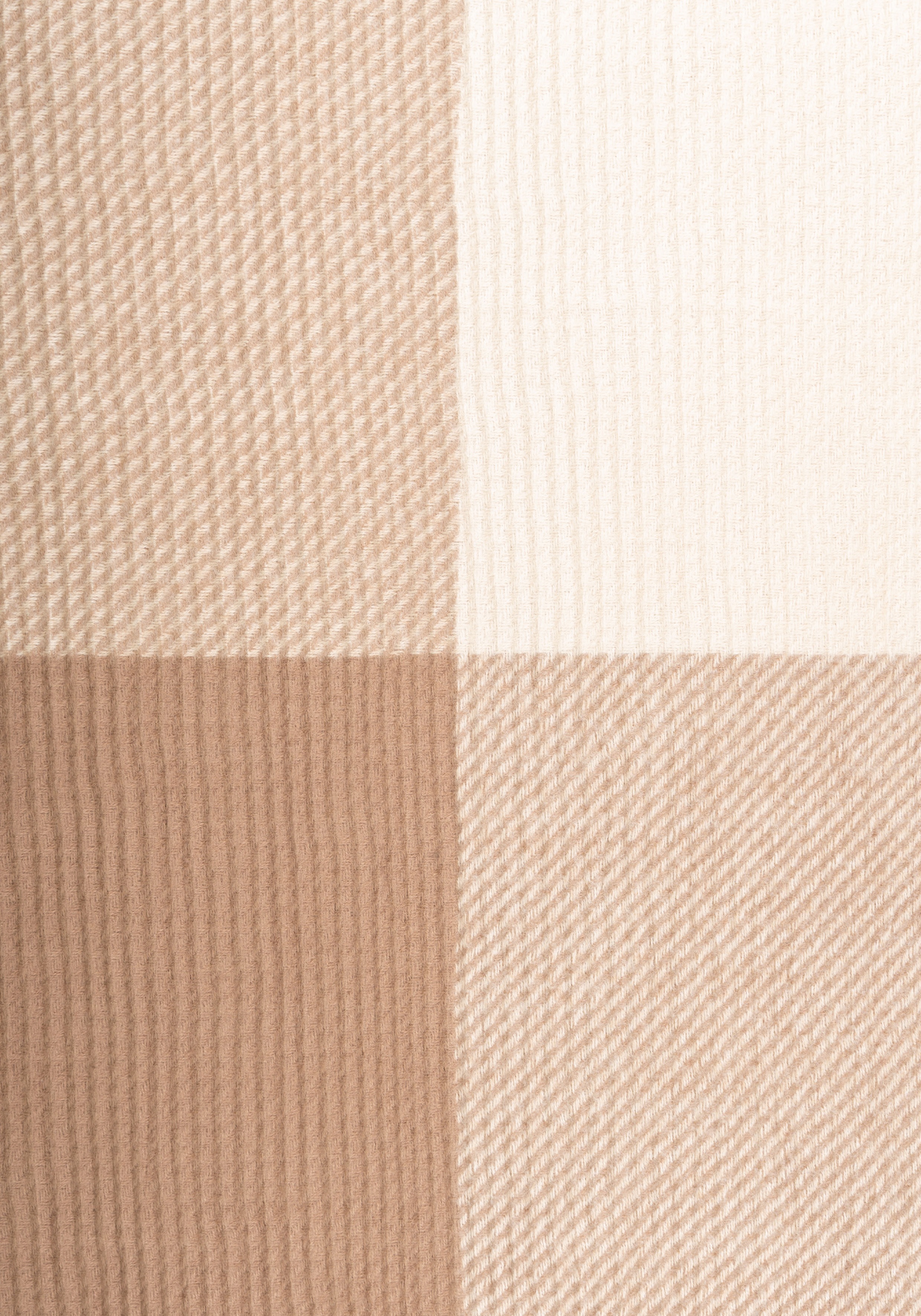 Thumbnail - Capelli New York Modeschal tricolor, leichte Fransenkante, Farbverlauf