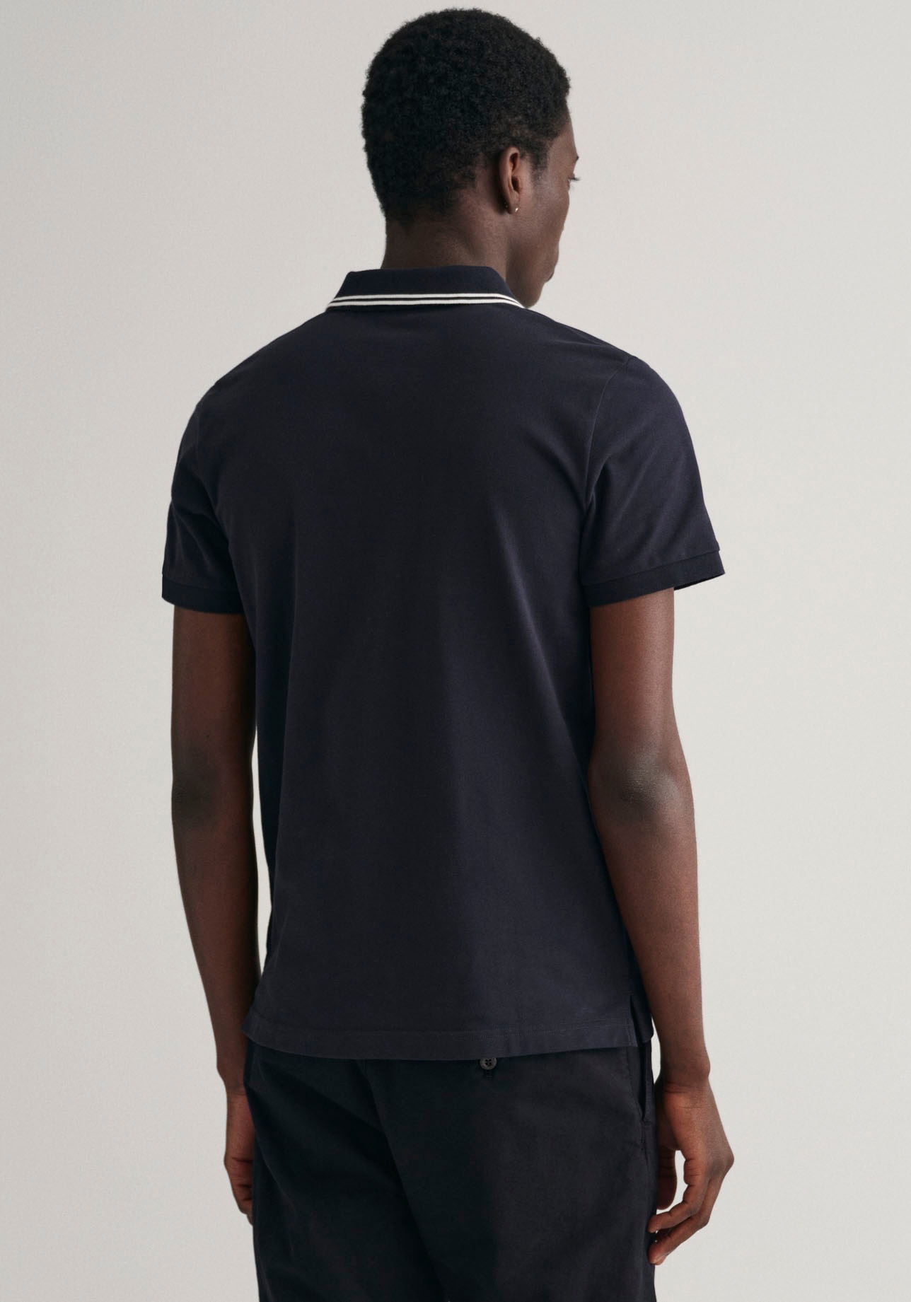 Gant Poloshirt Piqué Poloshirt mit Kontrastkragen SV8405