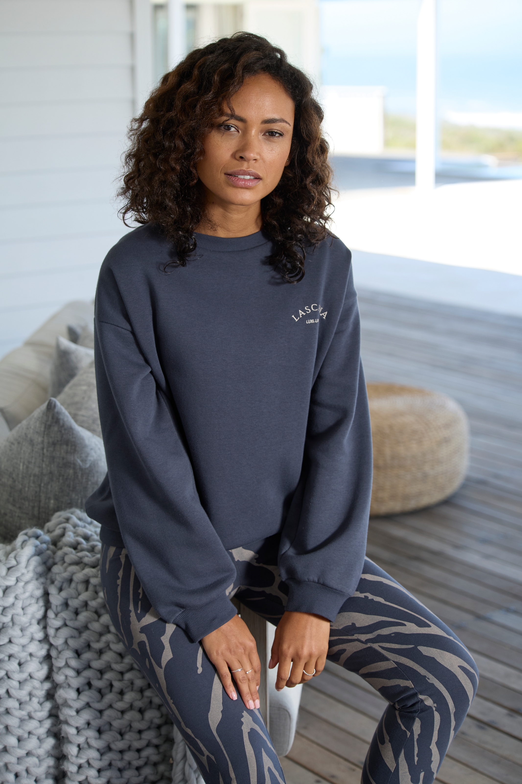 LASCANA Sweatshirt »-Pullover«, mit weiten Ärmeln, Loungewear, Loungeanzug