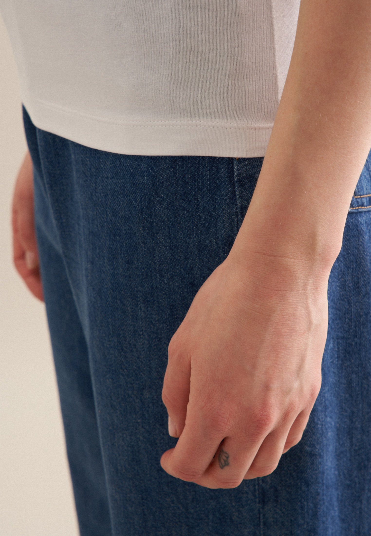 seidensticker Trägertop »Schwarze Rose« Ohne Arm V-Neck Uni