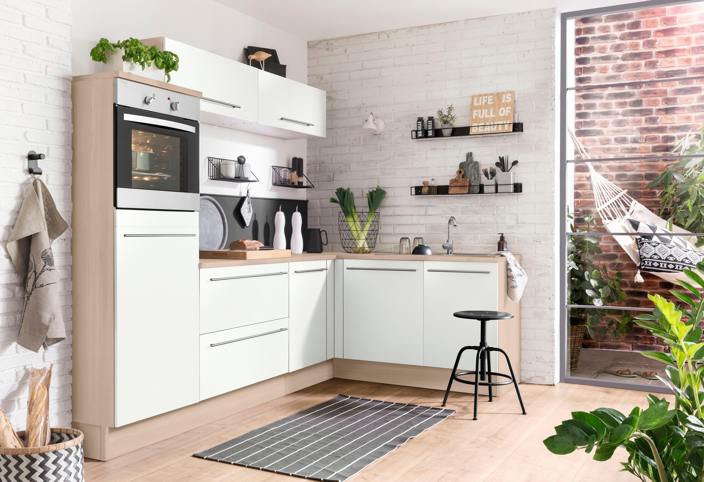 OPTIFIT Winkelküche »Bern«, Stellbreite 265x175 cm, wahlweise mit E-Geräten