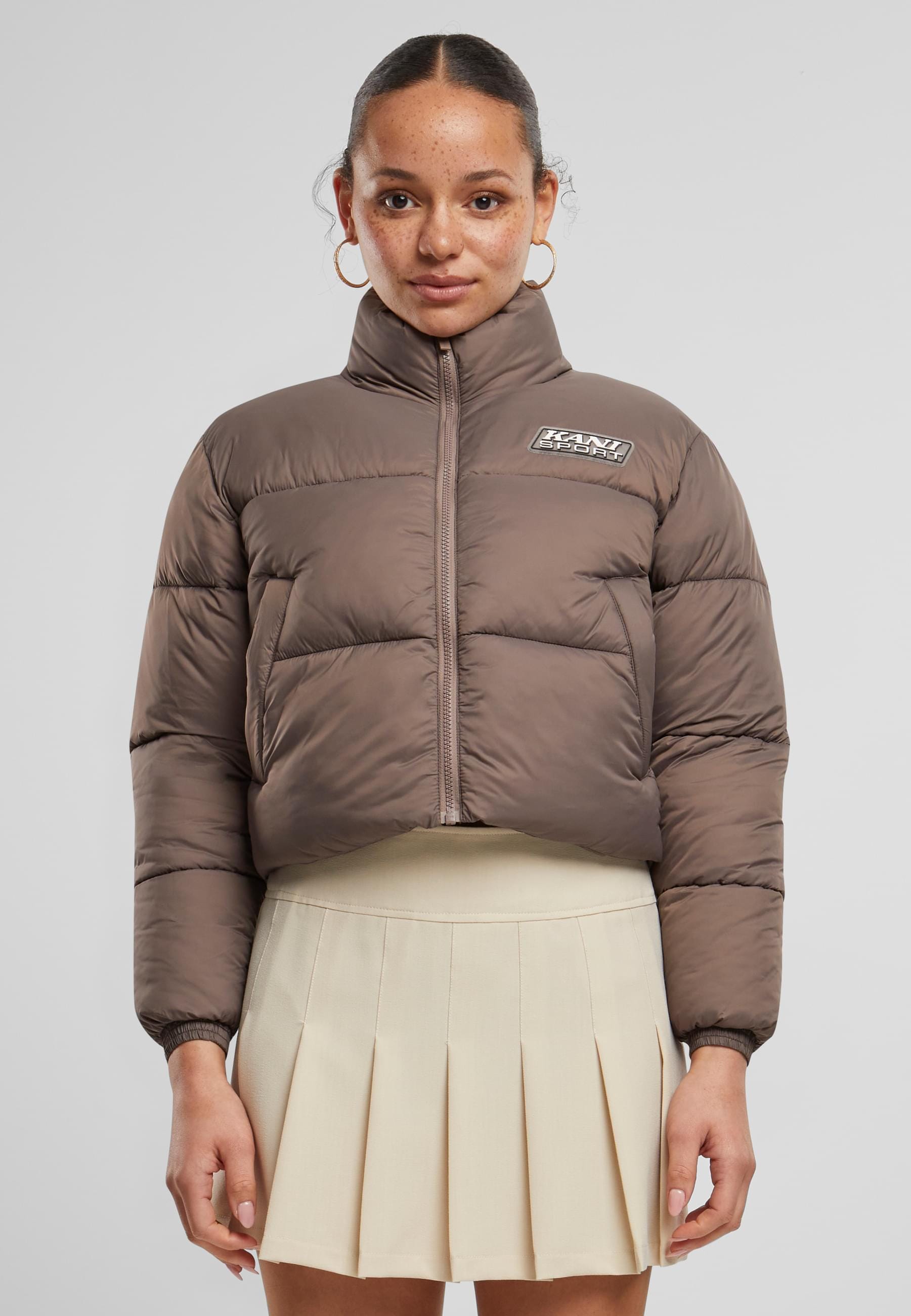 Karl Kani Winterjacke »Karl Kani Karl Kani Sport Patch Crop Puffer Jacket«, (1 St.), ohne Kapuze