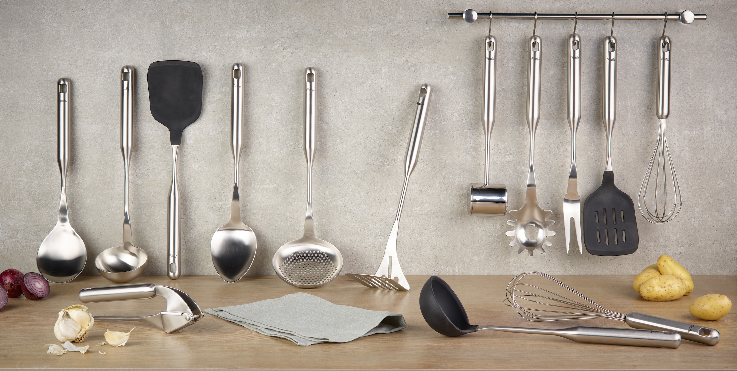 Fissler Schöpflöffel »Essential«, (1 tlg.), mit Aufhängeöse