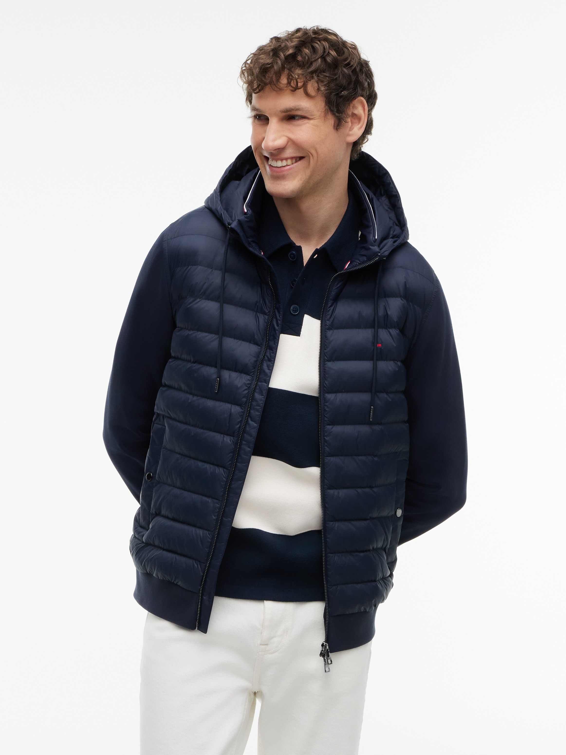 Tommy Hilfiger "MIX MEDIA RWB REGULAR HOODED" mit Kapuze Rückteil und Ärmel aus Sweatware, normale Passform