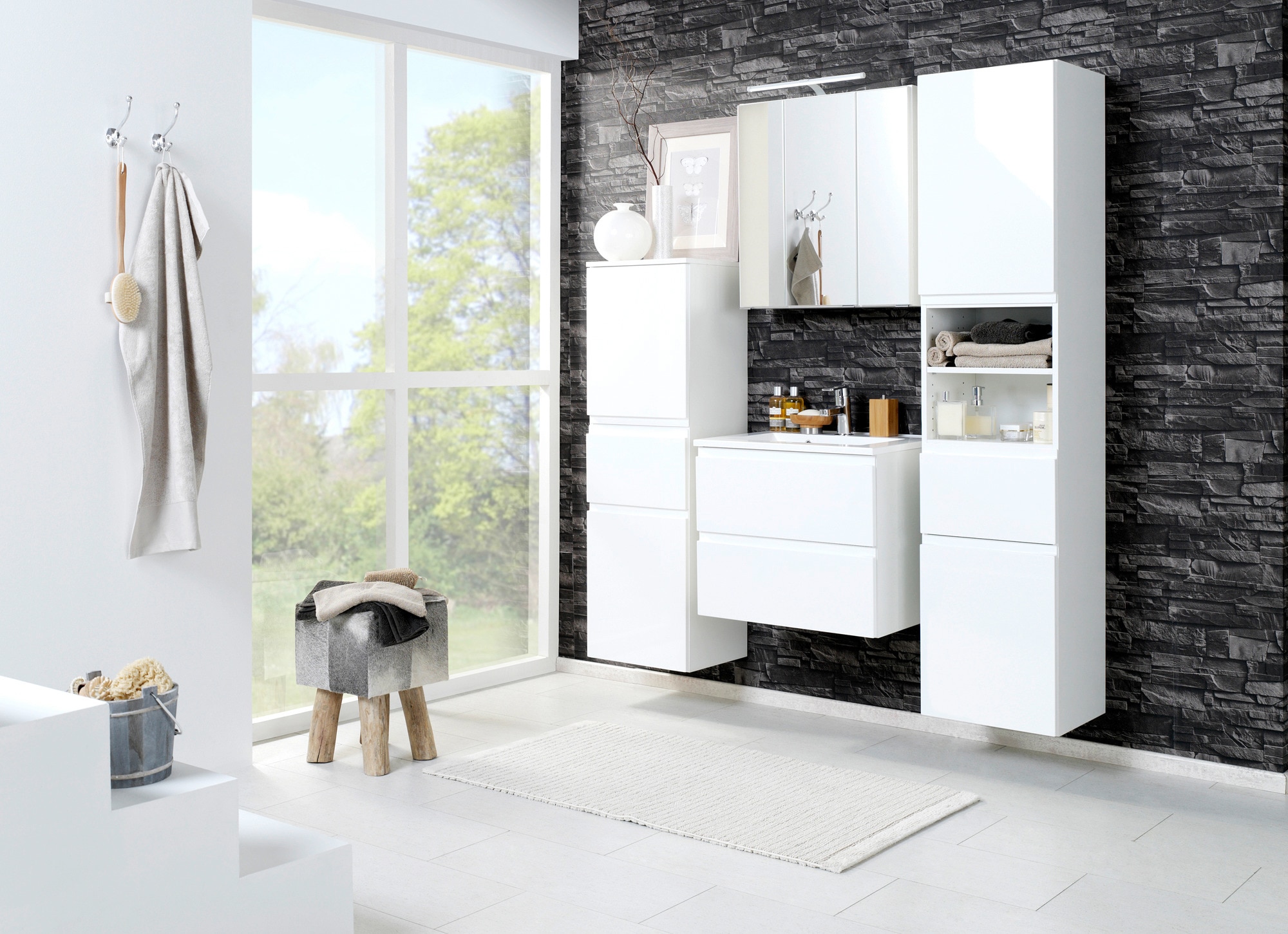 welltime Spiegelschrank »Cardiff«, Breite 100 cm, mit Schalter und Steckdose