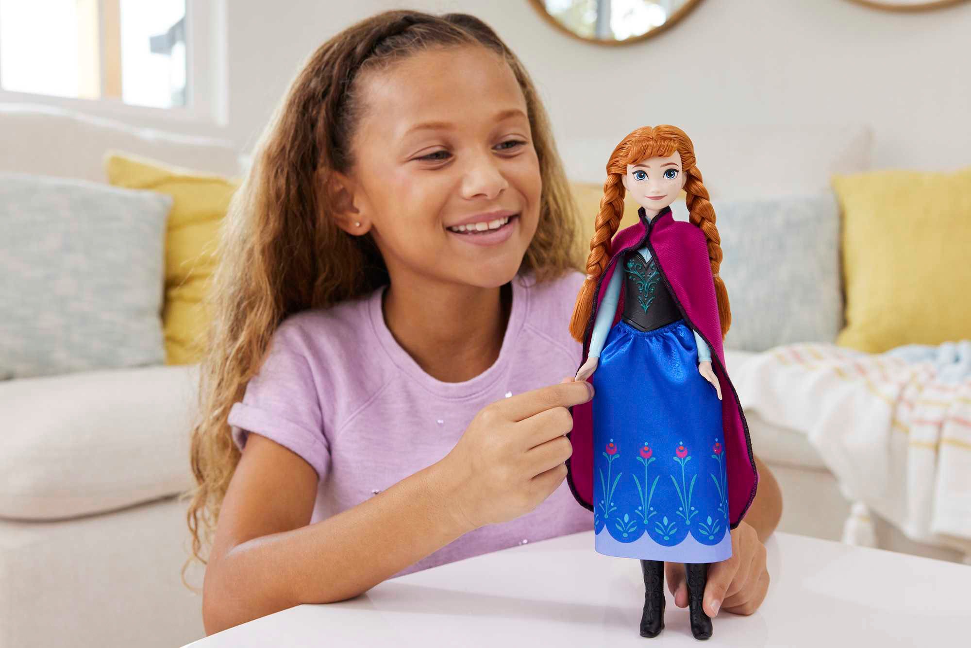 Mattel® Anziehpuppe »Disney Die Eiskönigin, Anna (Outfit Film 1)«, inklusive Accessoires