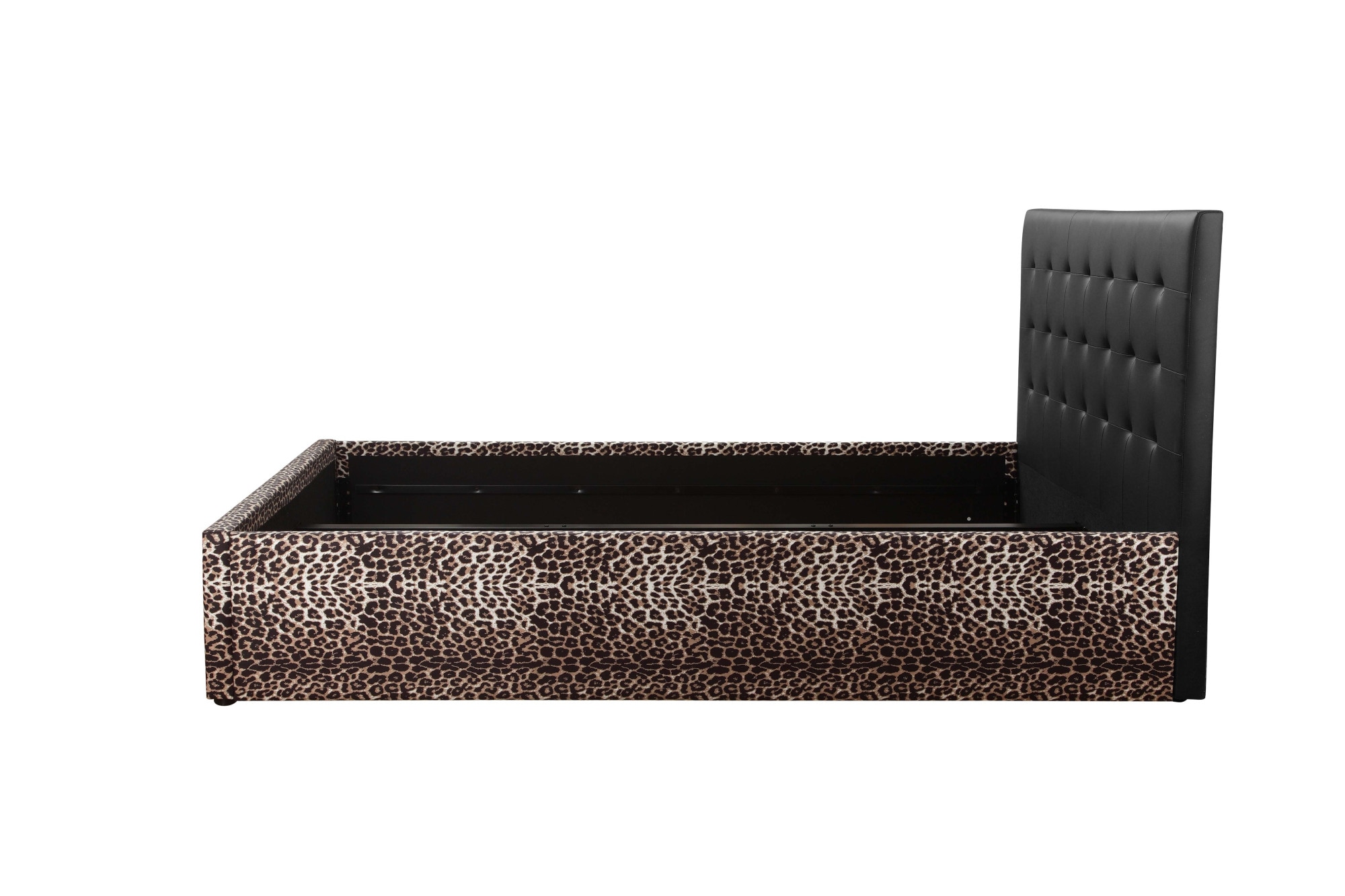 Home affaire Polsterbett »Hamar-Leo, Jugendbett, Kunstleder mit Veloursstoff«, (Liegefläche 140 cm x 200 cm, Belastbarkeit 250 KG), Leoparden-Optik, stylisches Design, hohe Belastbarkeit!