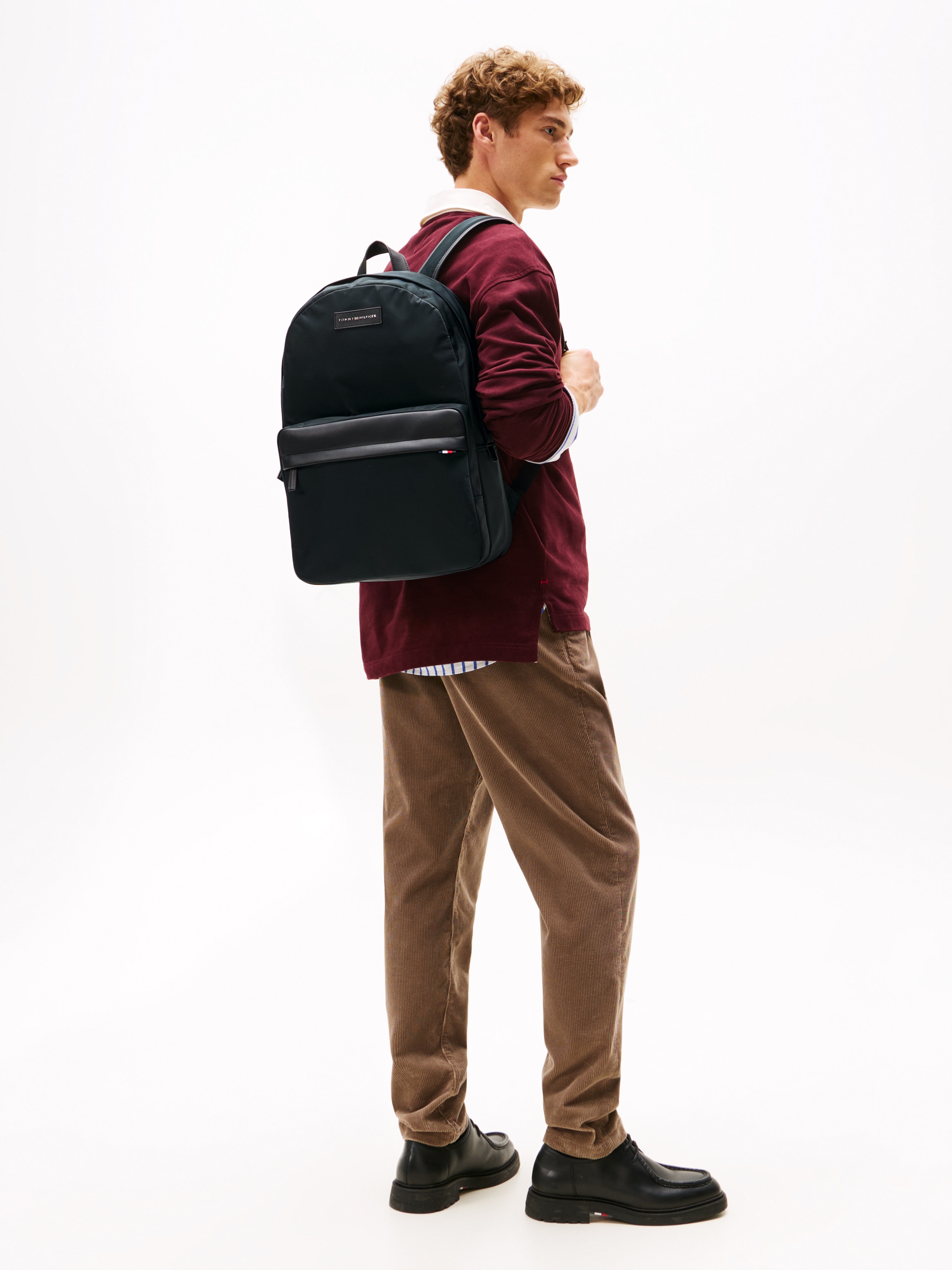 Tommy Hilfiger Rucksack »TH NYLON DAILY BACKPACK«, Freizeitrucksack, Businessrucksack mit Laptopfach mit Klett innen