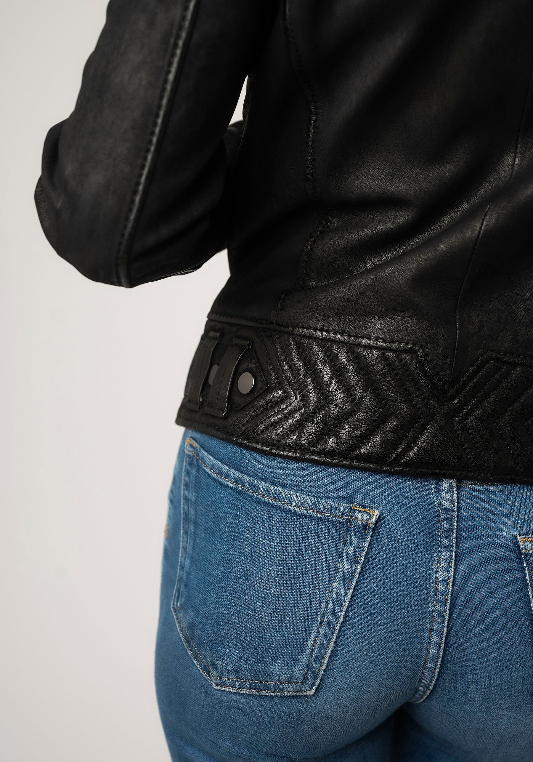 Mauritius Lederjacke »2Wtashi«, mit Schulterklappen, mit Nieten, mit Zipper-Taschen
