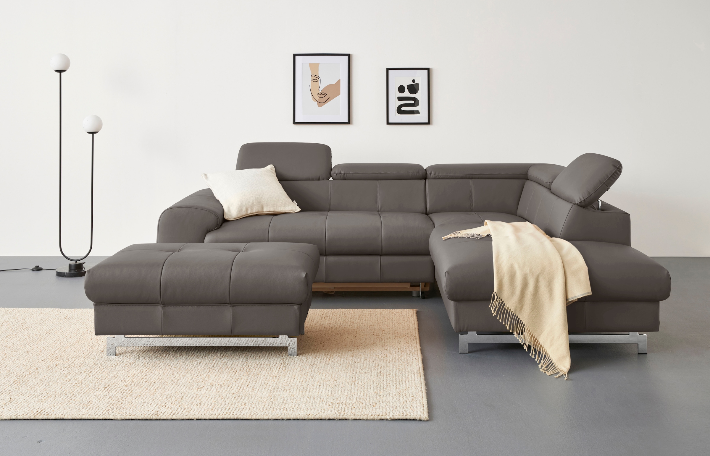 COTTA Ecksofa "Chef L-Form, B: 257cm, Leder, inkl. Kopfteilverstellung" optionale Schlaffunktion, moderne Metallkufen H 12cm, Wellenfederung