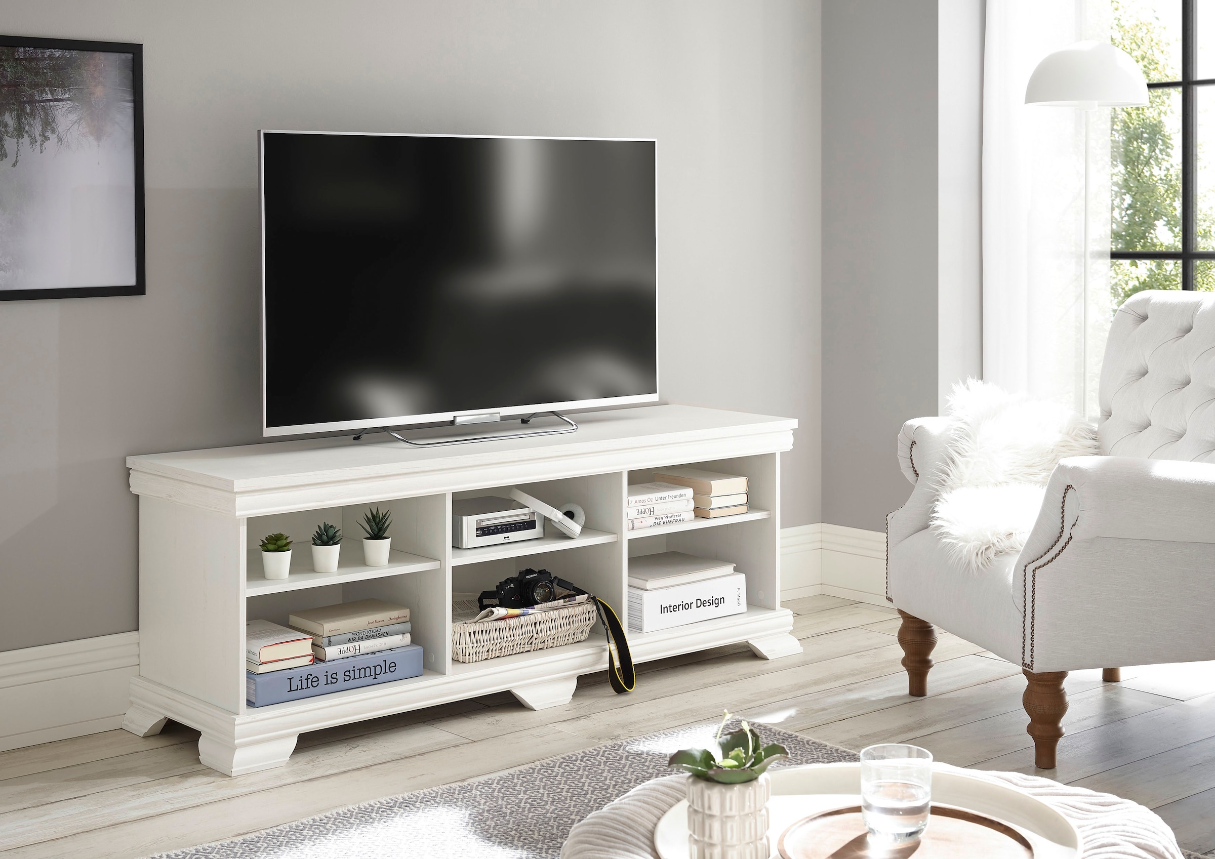 OTTO home Lowboard "Royal, TV-Unterteil im Landhausstil, Kommode, moderner TV-Schrank" ausreichend, offener Stauraum, vielseitig einsetzbar, 158 cm breit