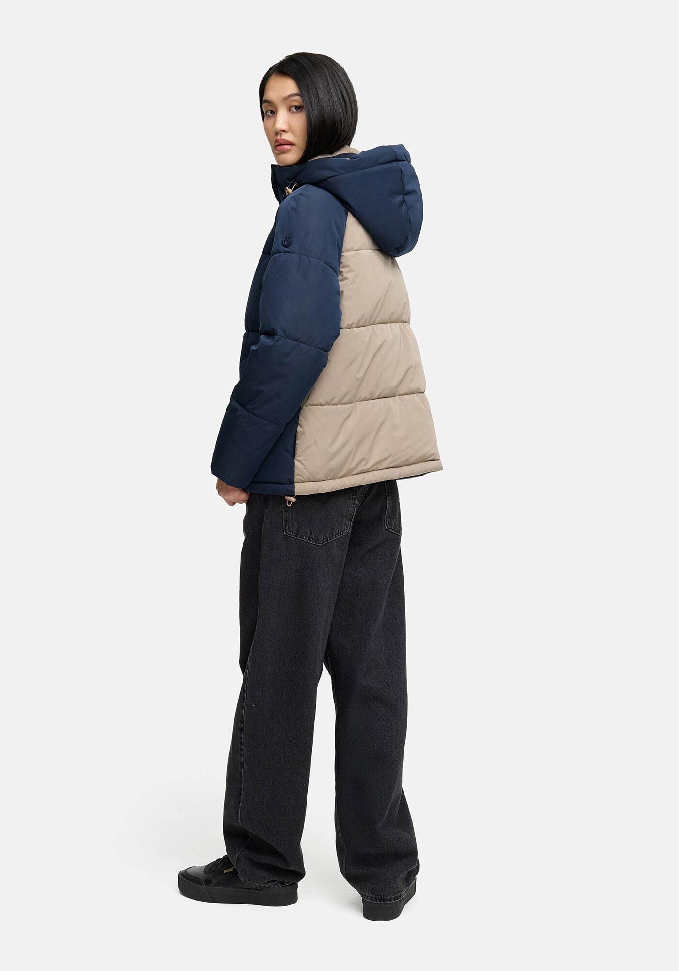 Marikoo Winterjacke »Omariaa« mit abnehmbarer Kapuze und hochschließendem Kragen