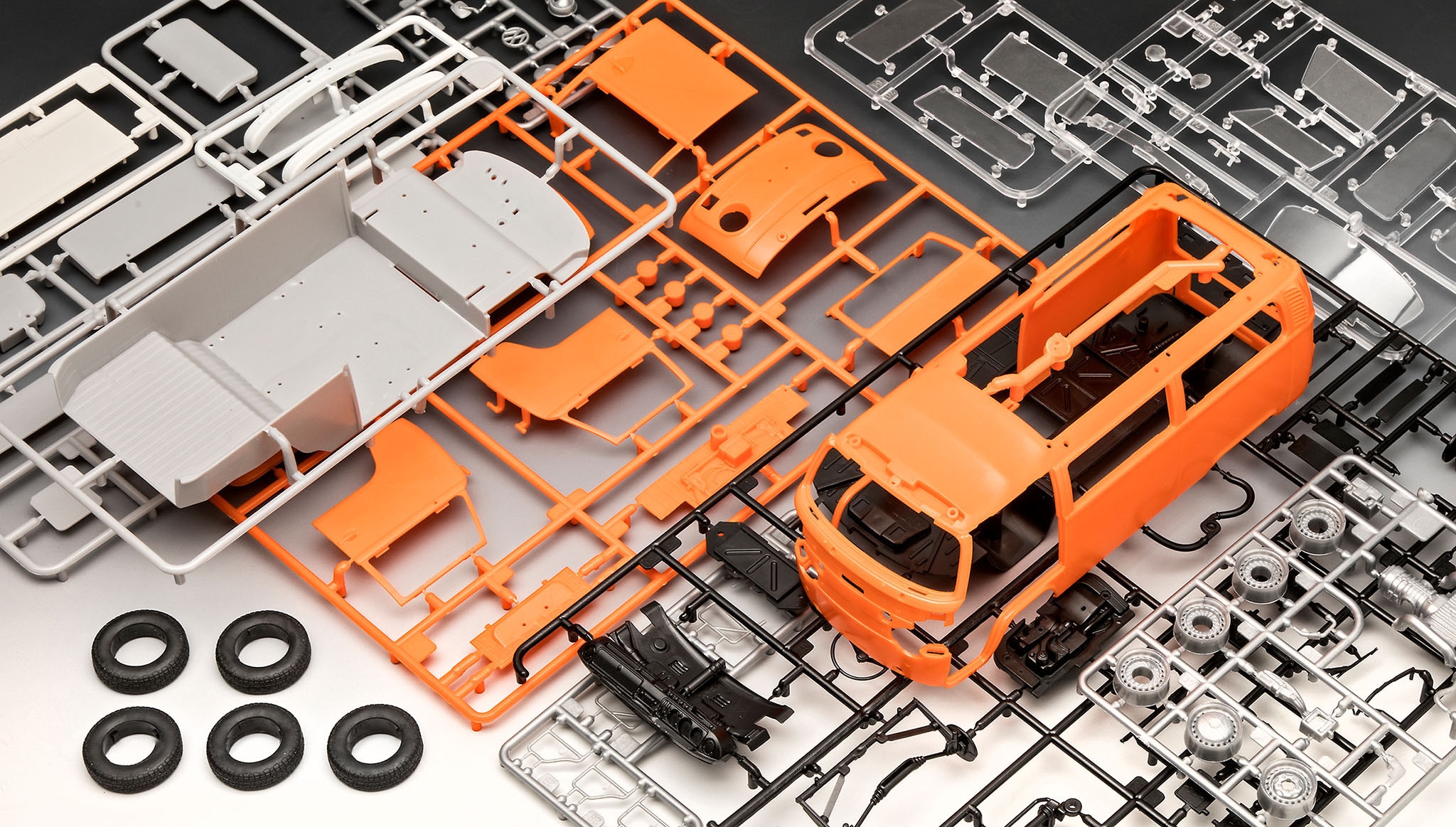 Revell® Modellbausatz »VW T2 Bus«, 1:24, Made in Europe