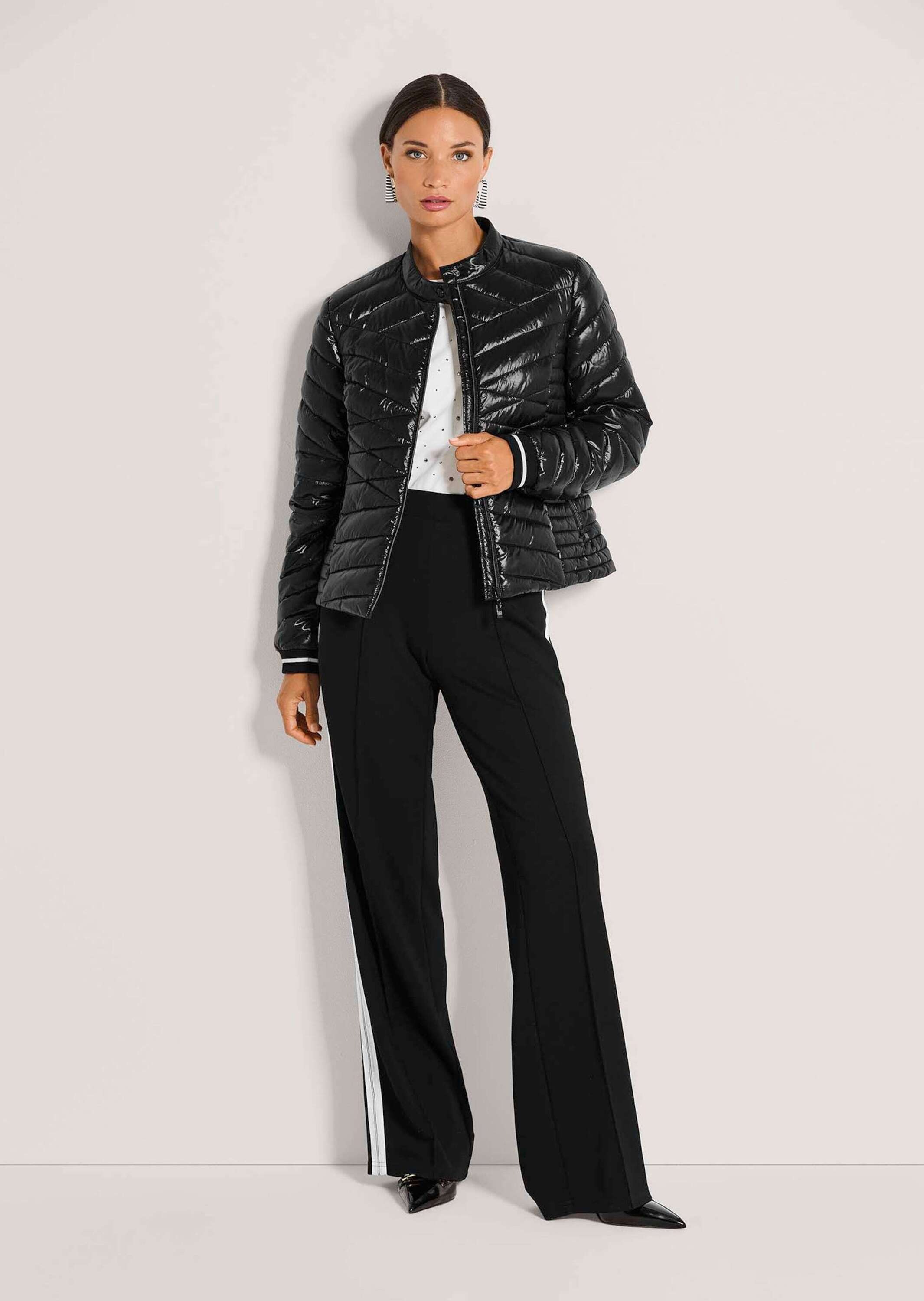 MADELEINE Kurzjacke "Steppjacke Moderne Daunenjacke mit Stehkragen" günstig online kaufen