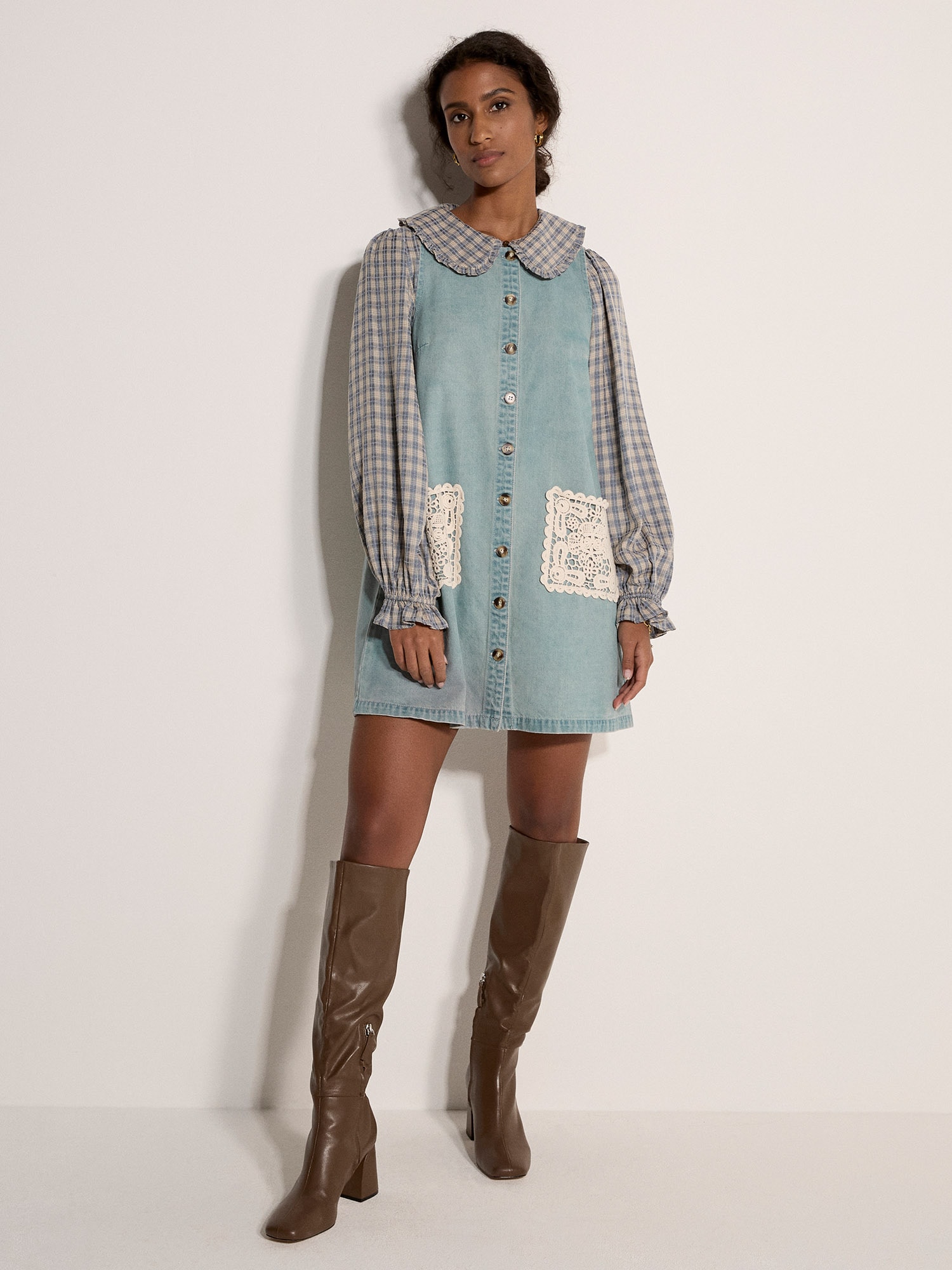 Apricot Minikleid "Mini-Kleid aus Denim" mit Häkelverzierungen
