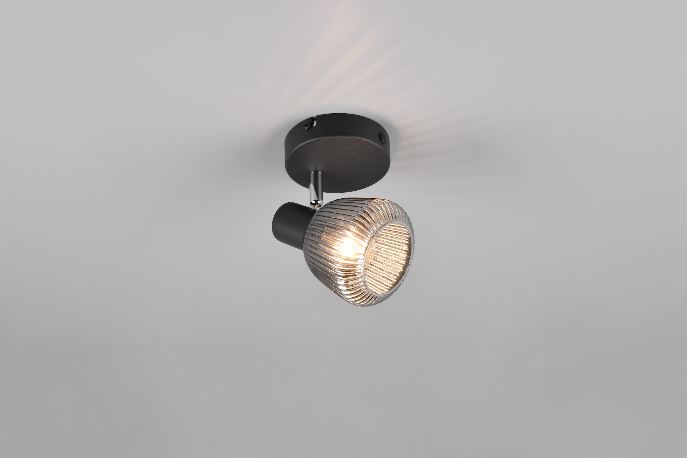 TRIO Leuchten Deckenstrahler »TARIFA, Spot 1-flammig, Deckenspot oder Wandspot, exkl 1xE14 max 10W«, 1 flammig, Leuchtmittel E14 | Leuchtmittel wechselbar, E14 Spot mit Glasschirm in Riffeloptik Lichteffekte, Ø 10cm Höhe 17 cm