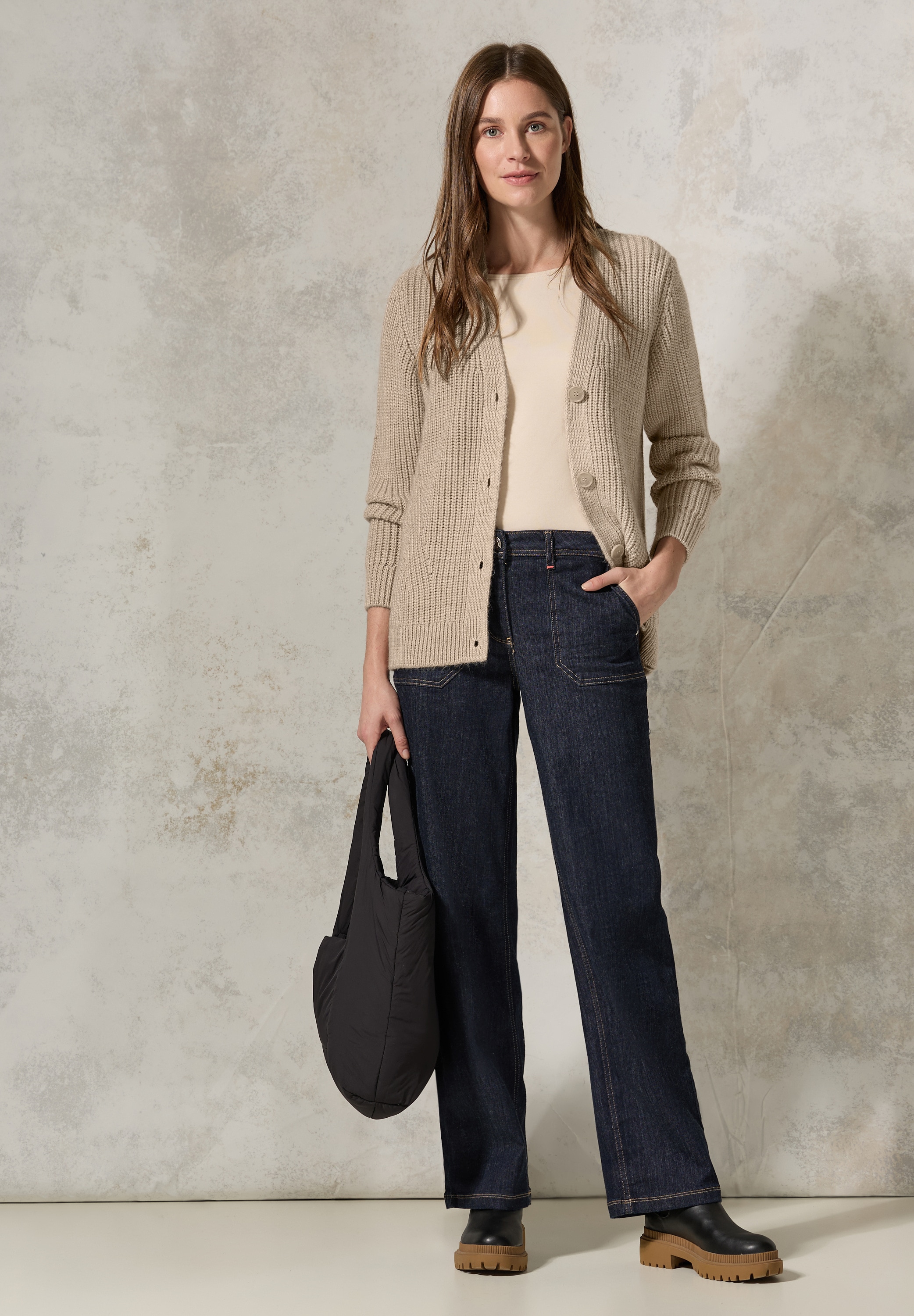 Cecil Cardigan, mit Materialmix