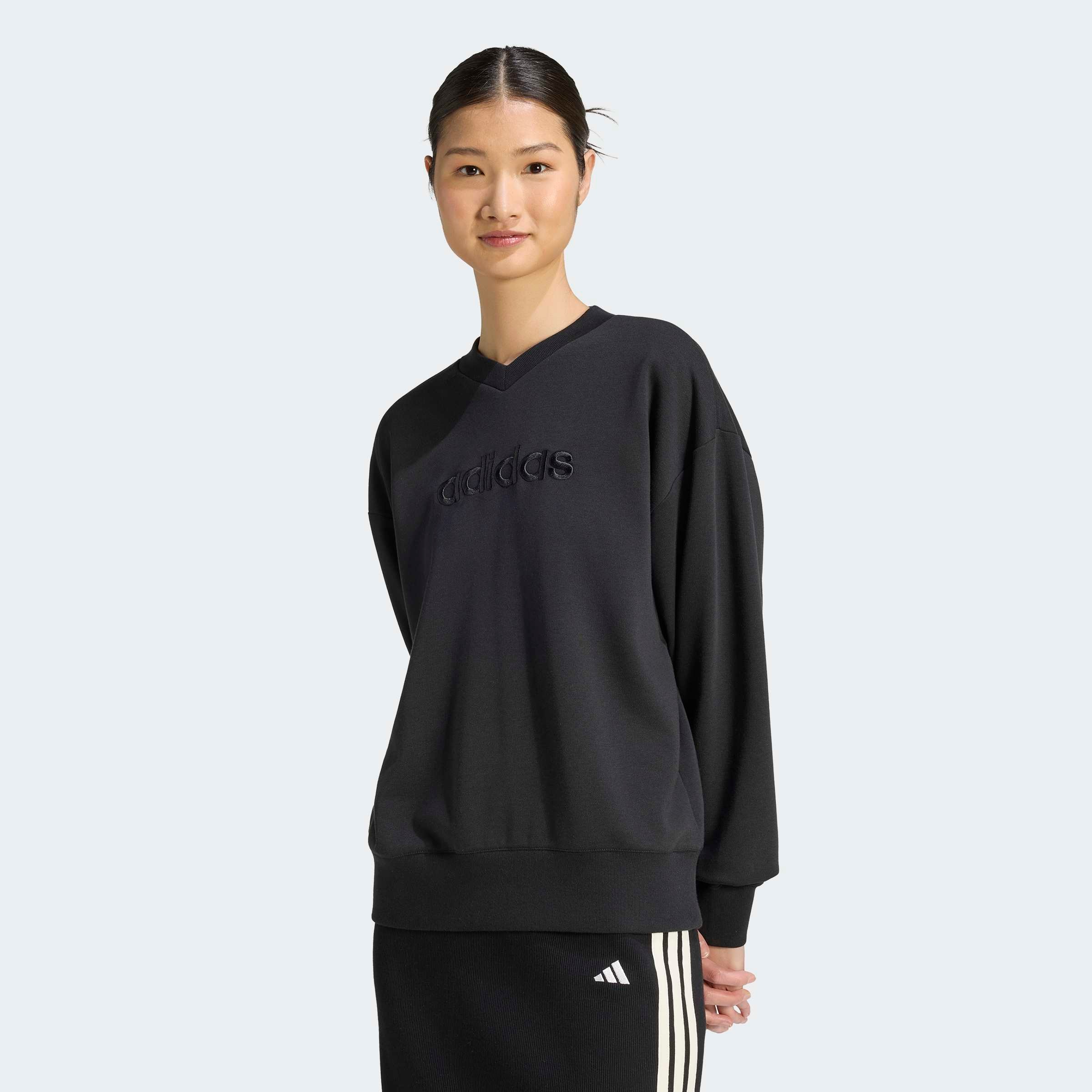 adidas Sportswear Sweatshirt »SEASONAL ESSENTIALS SATIN-, V-AUSSCHNITT«, mit V-Ausschnitt, ohne Verschluss, in normaler Länge
