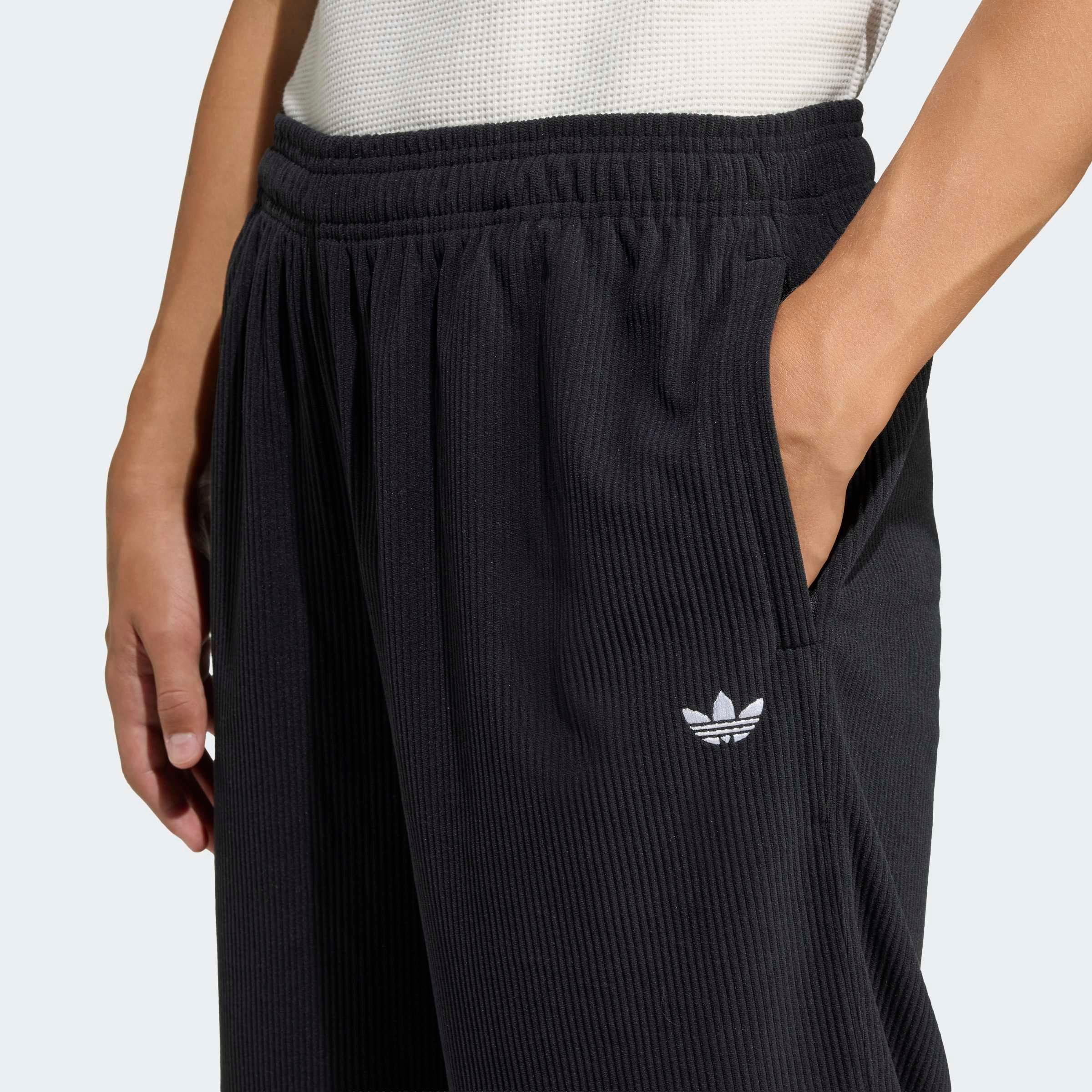adidas Originals Sporthose »SST OVERSIZED CORDUROY«